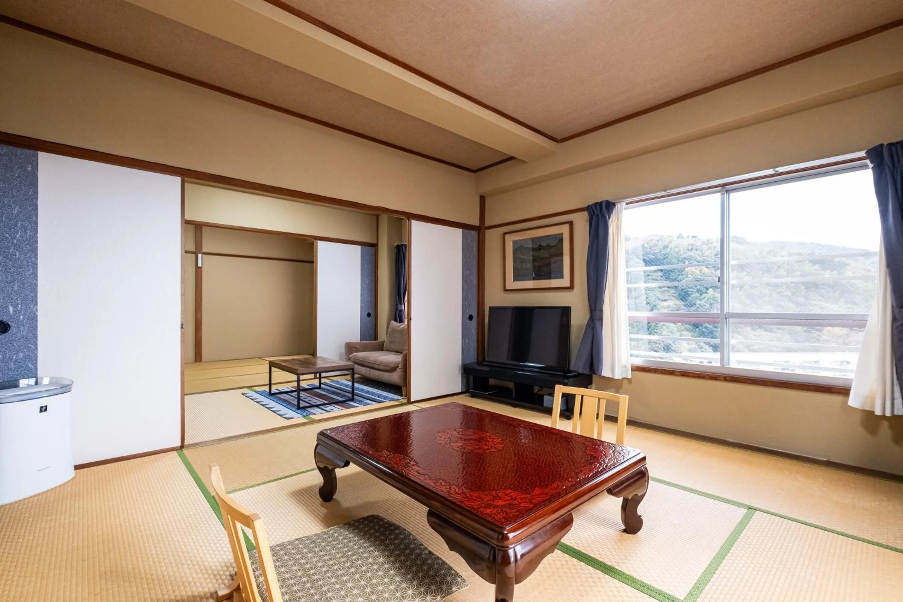 Family Room with Sea View in ITO-SPA Guest House YAMATOSO