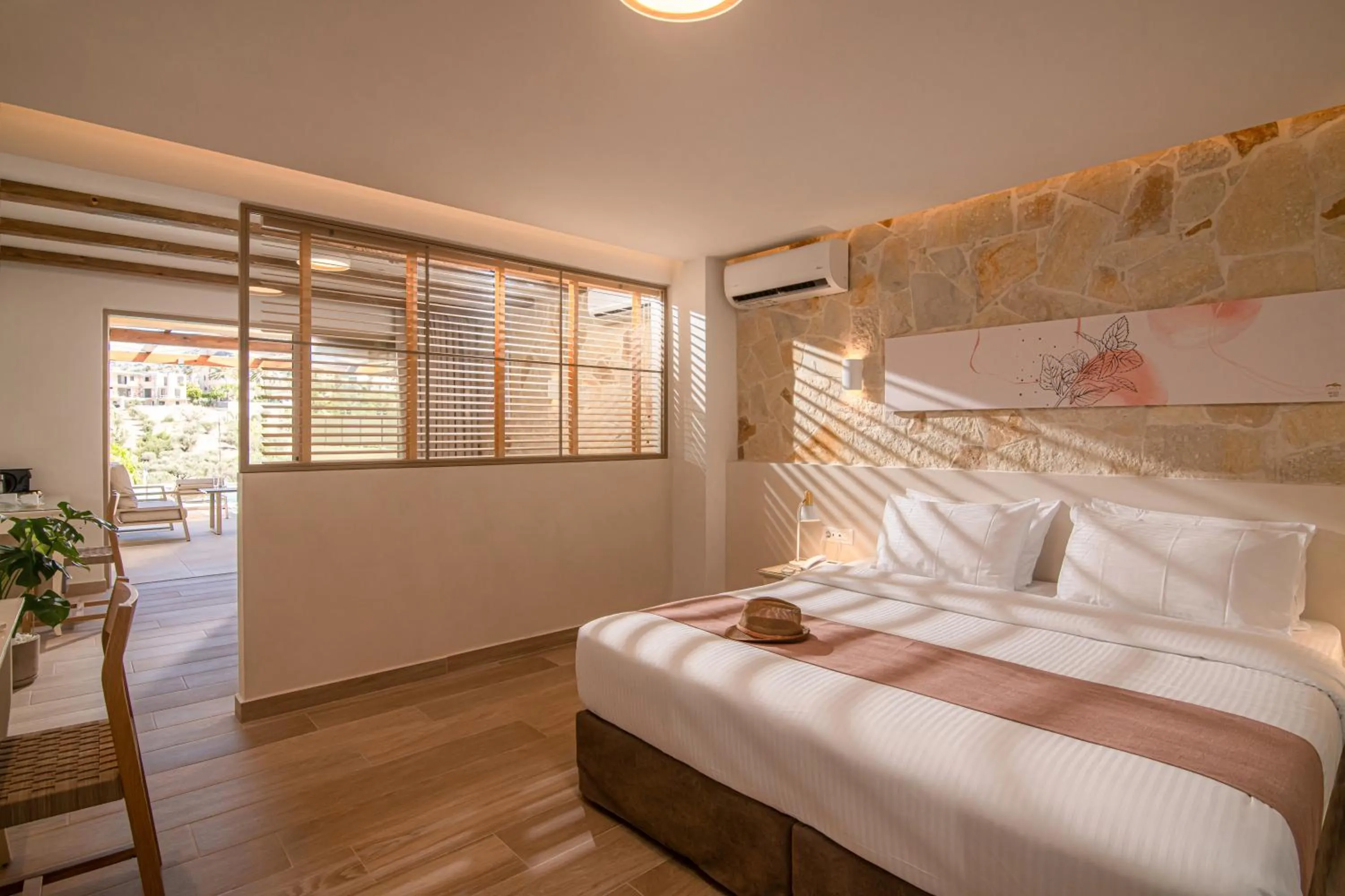 Bed in Lofos Apartments