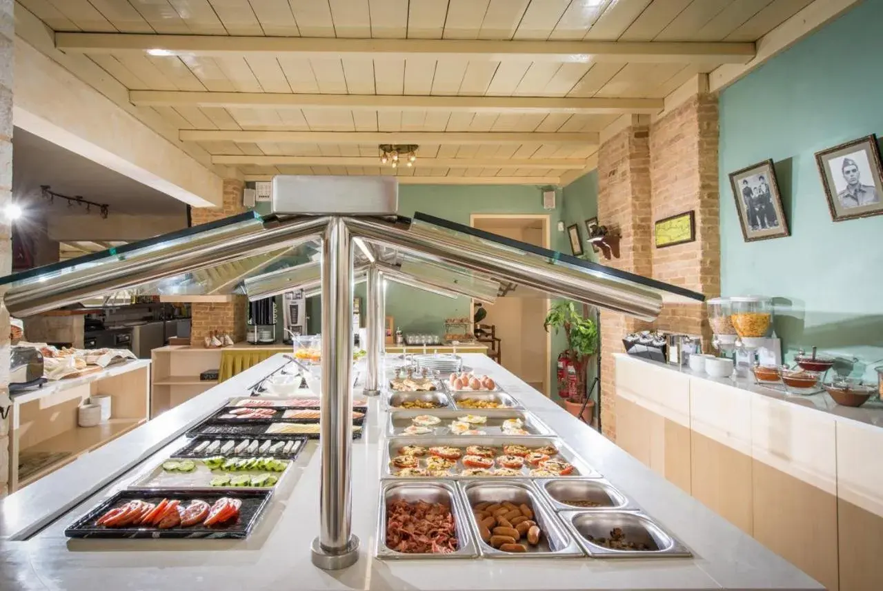 Restaurant/places to eat in Lofos Apartments Restaurant/places to eat in Lofos Apartments