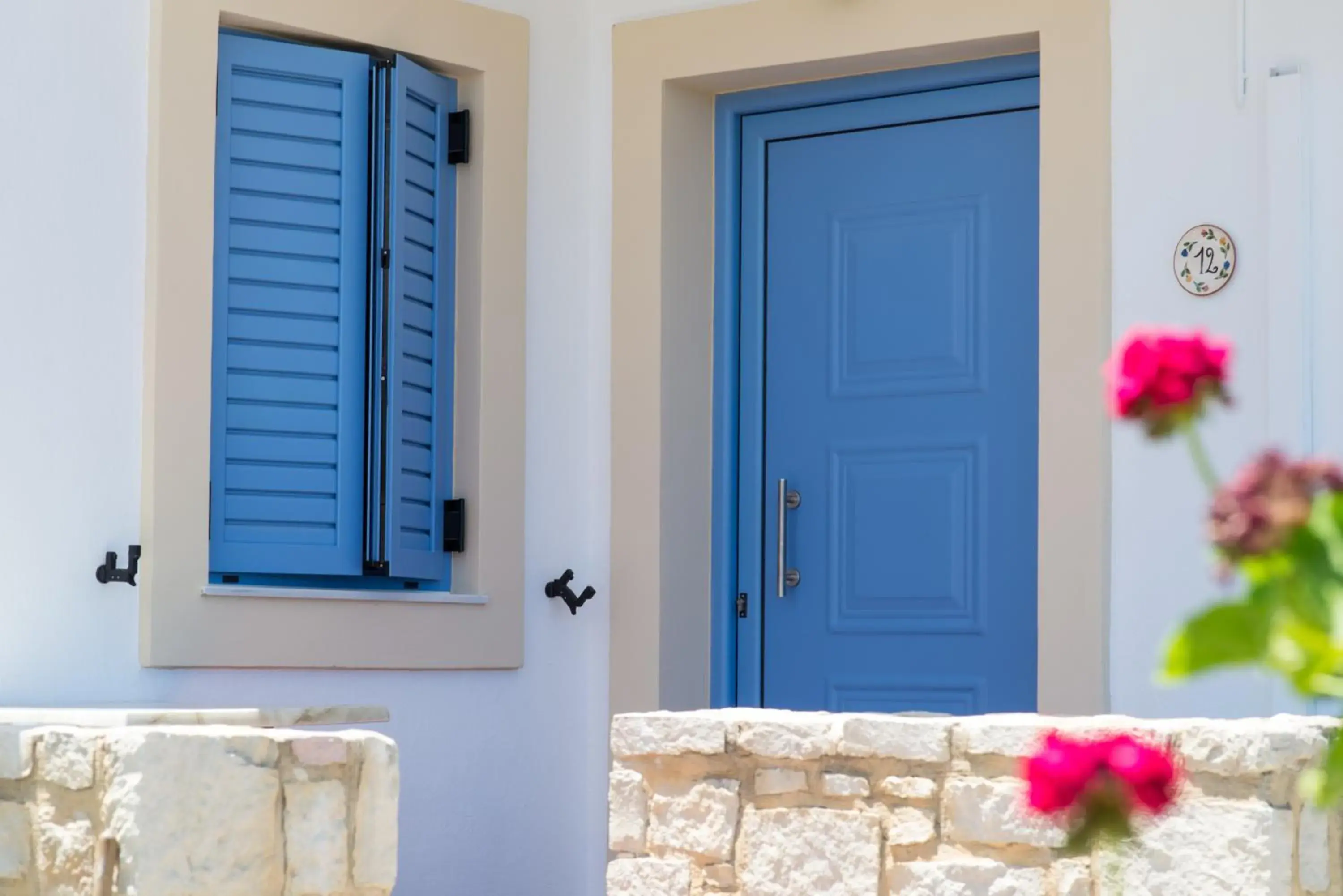 Property building in Lofos Apartments Property building in Lofos Apartments