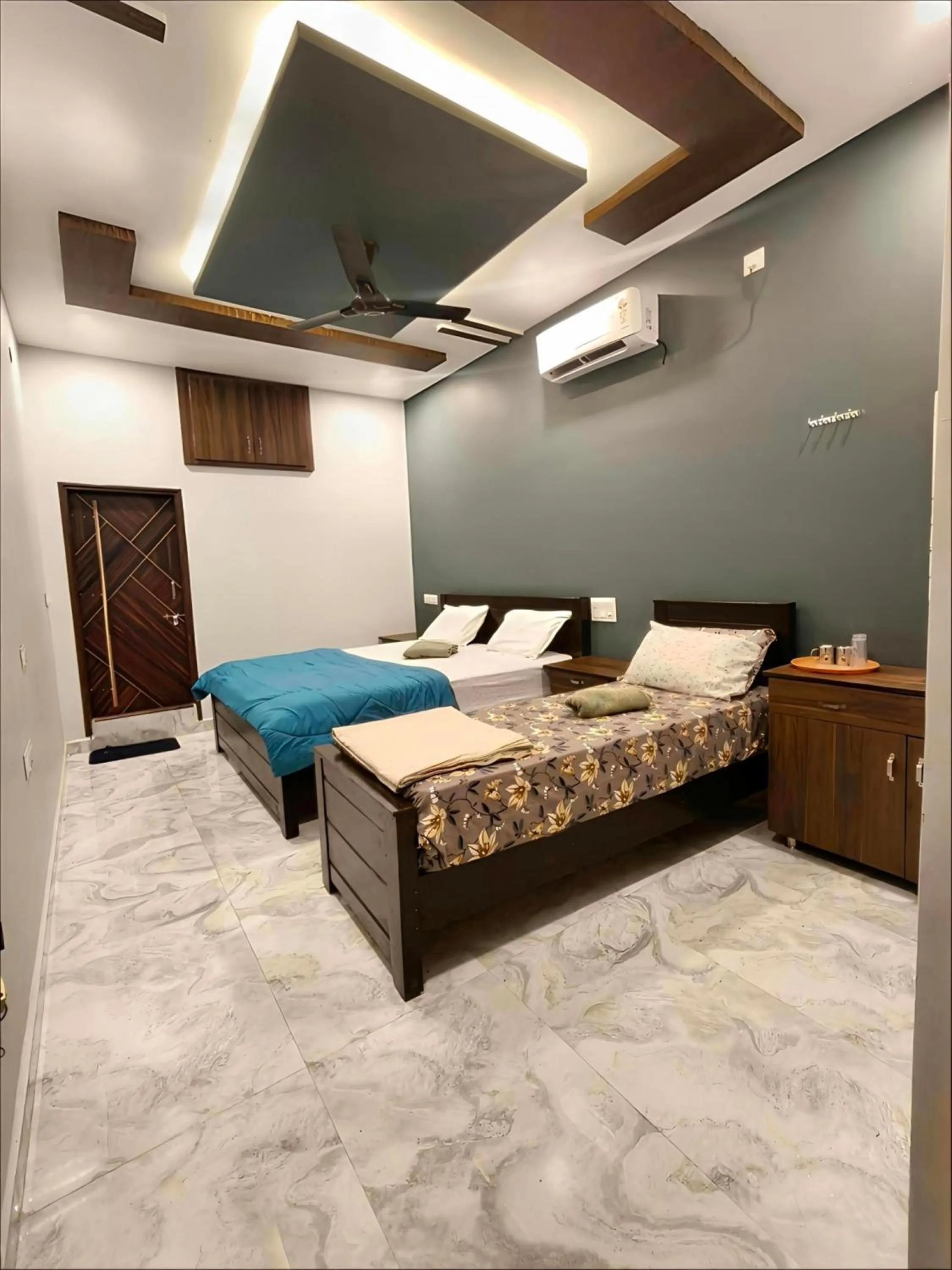 Dream Hampi Villa & Home Stay