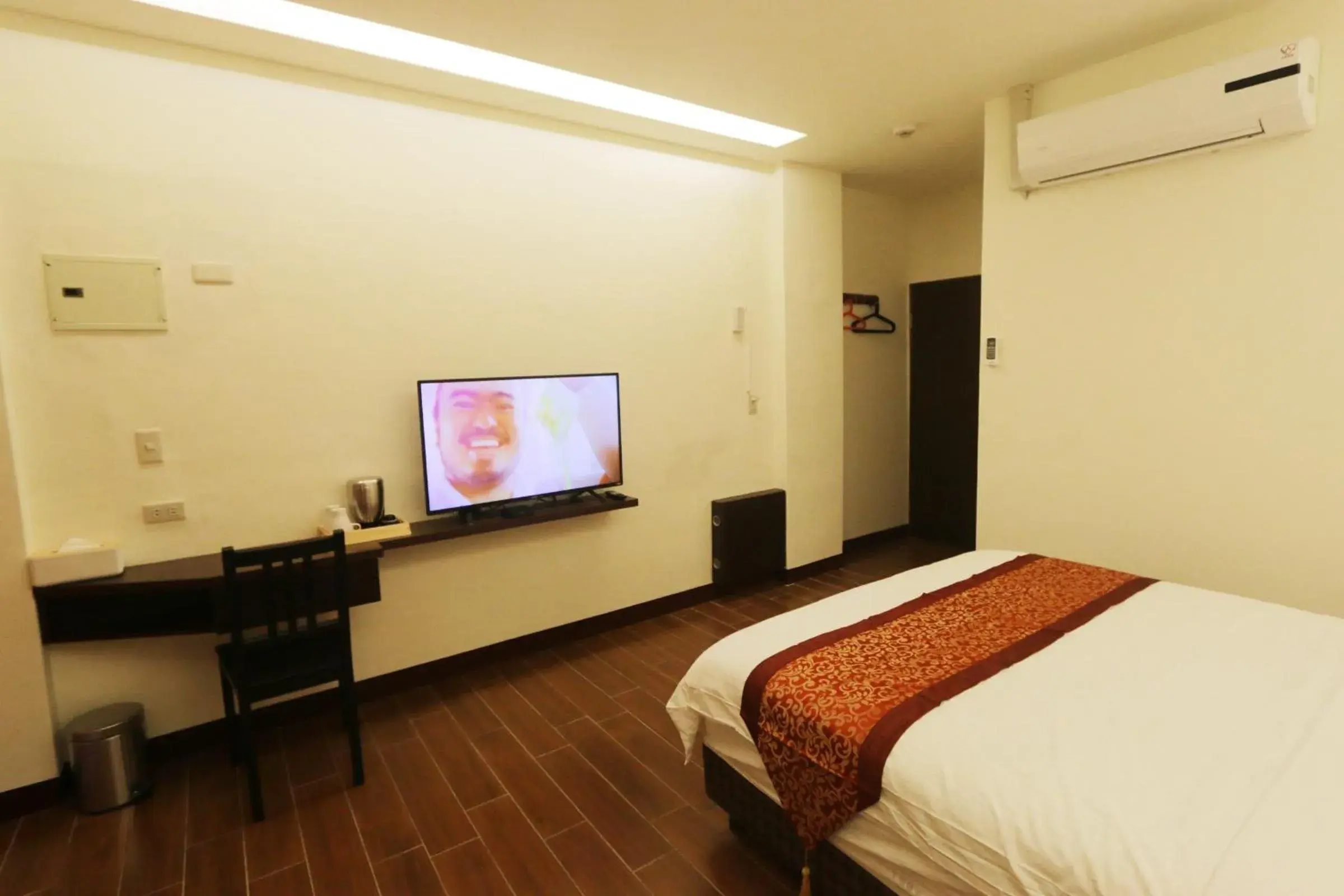 Standard Double Room in Flower Homestay Standard Double Room in Flower Homestay