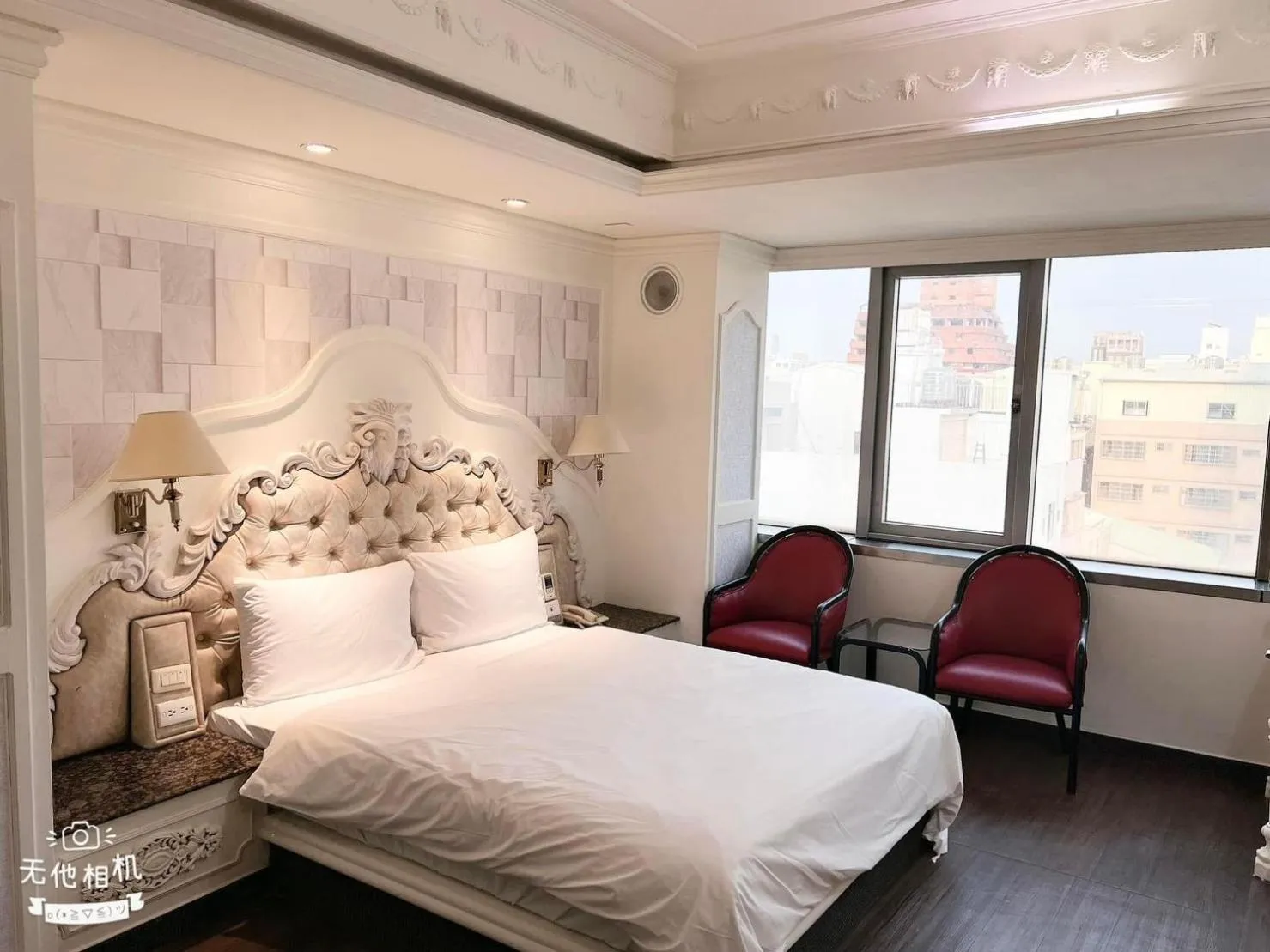 Bedroom, Bed in Blue Sky Hotel