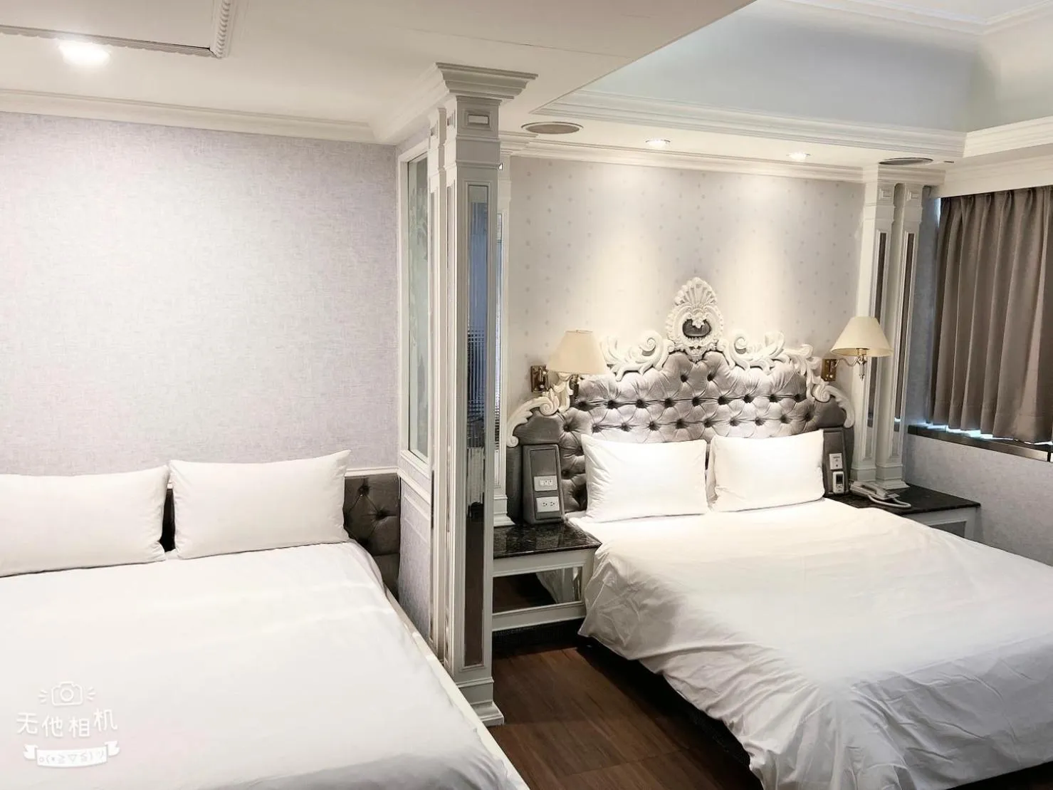 Bedroom, Bed in Blue Sky Hotel