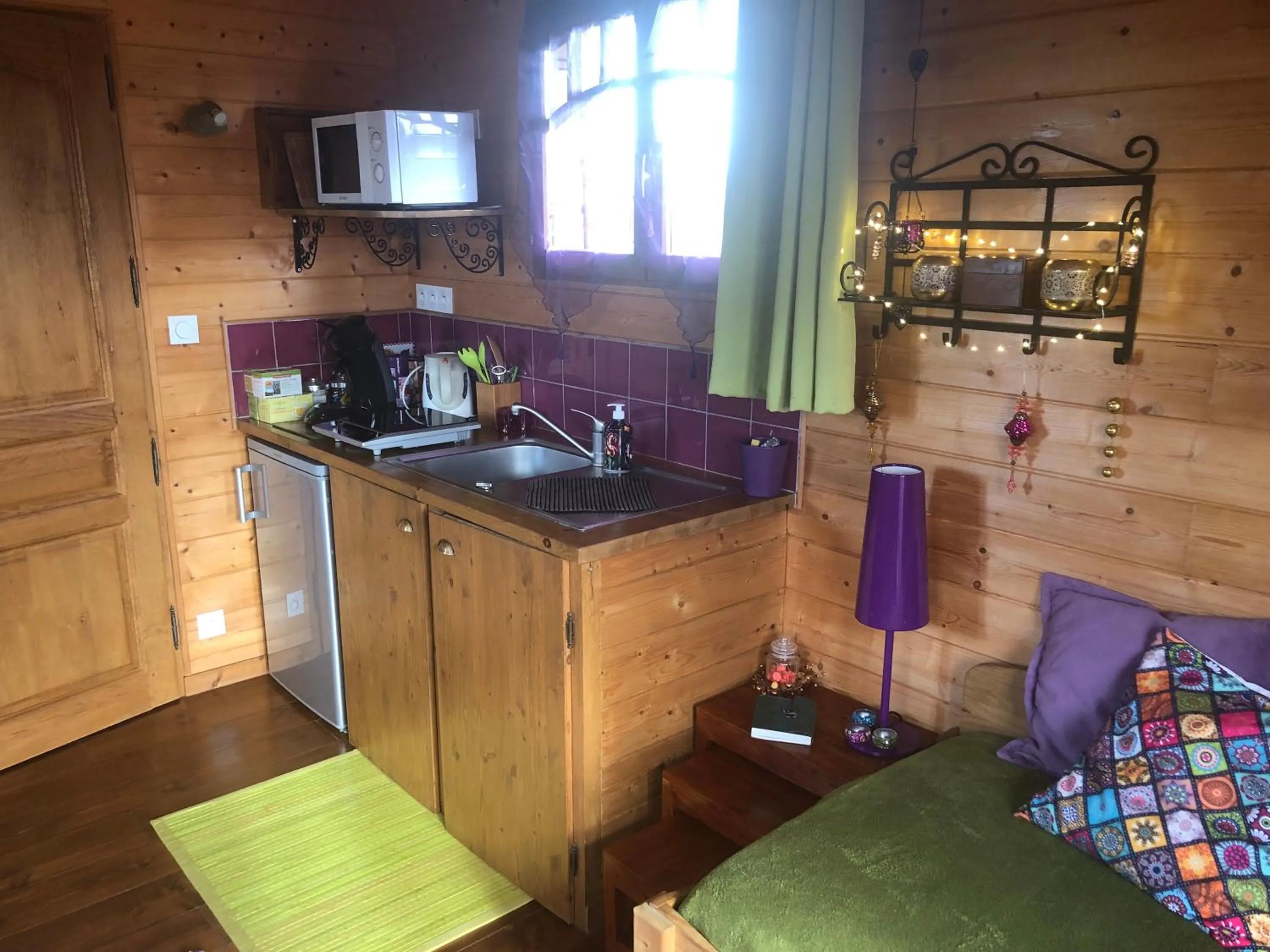 Kitchen or kitchenette in Rosalie