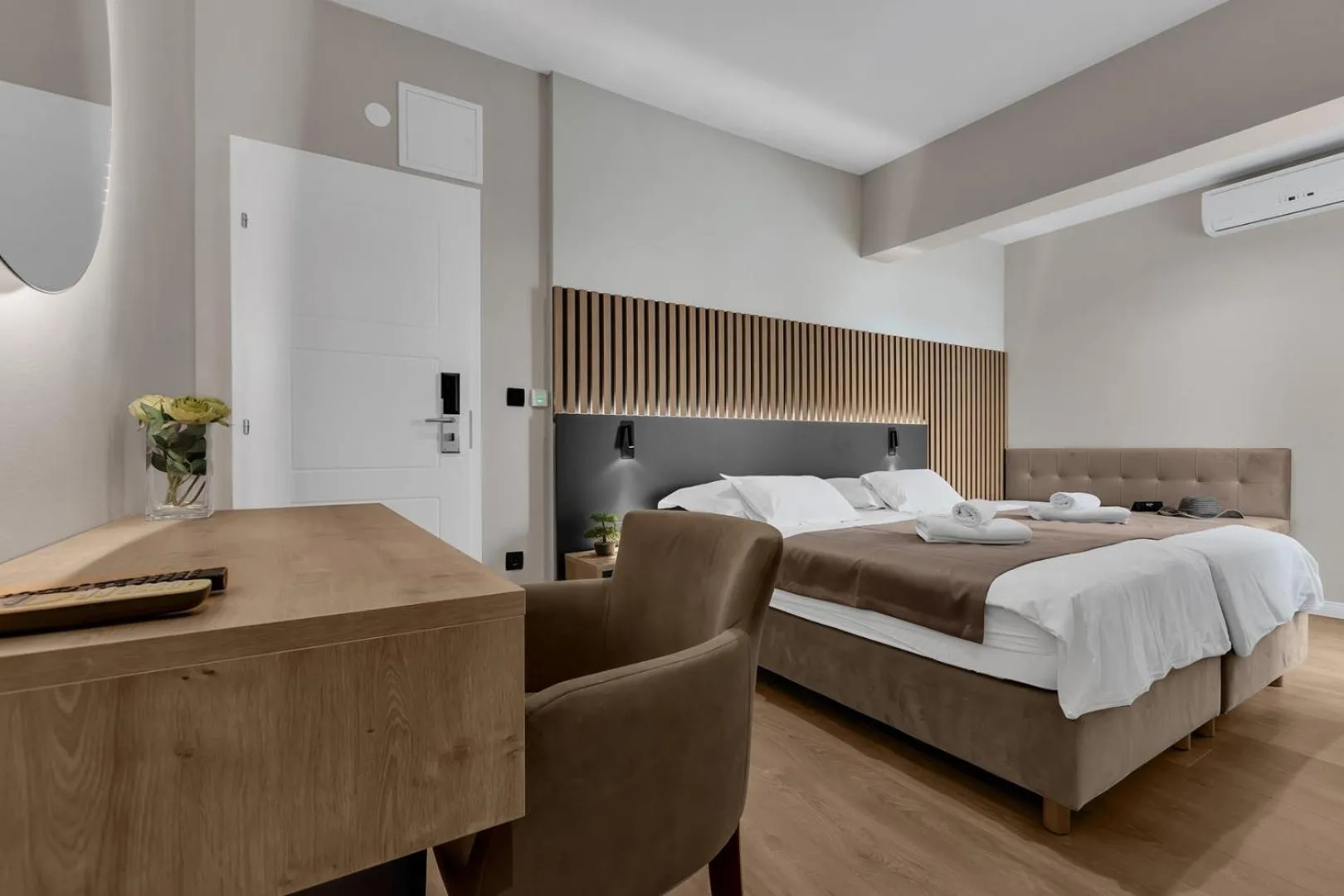 Photo of the whole room, Bed in Beach Hotel Božikovina