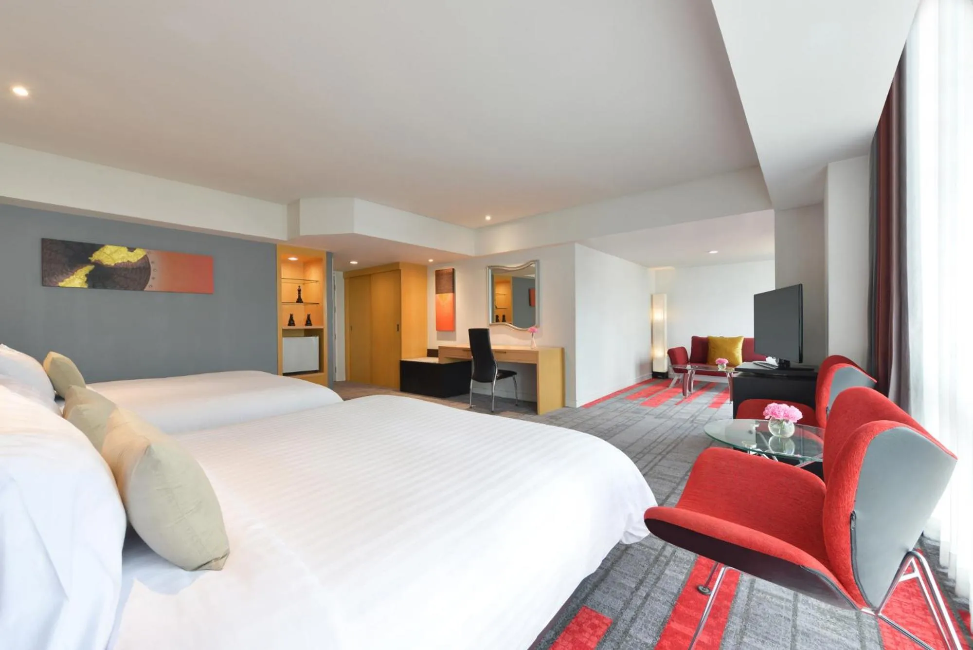 Guests, Bed in BelAire Bangkok Sukhumvit