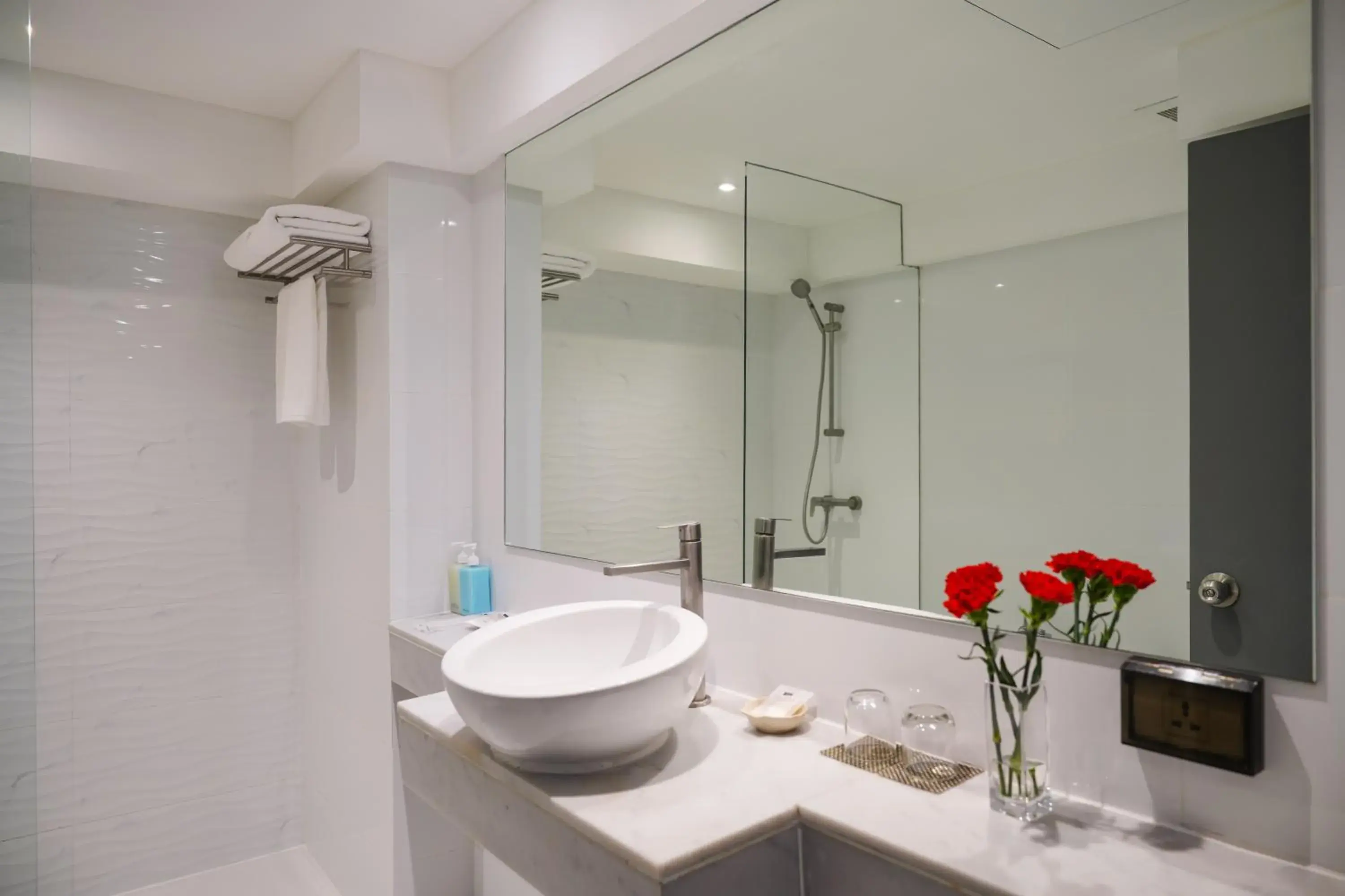 Deluxe Twin Room Connecting in BelAire Bangkok Sukhumvit Deluxe Twin Room Connecting in BelAire Bangkok Sukhumvit