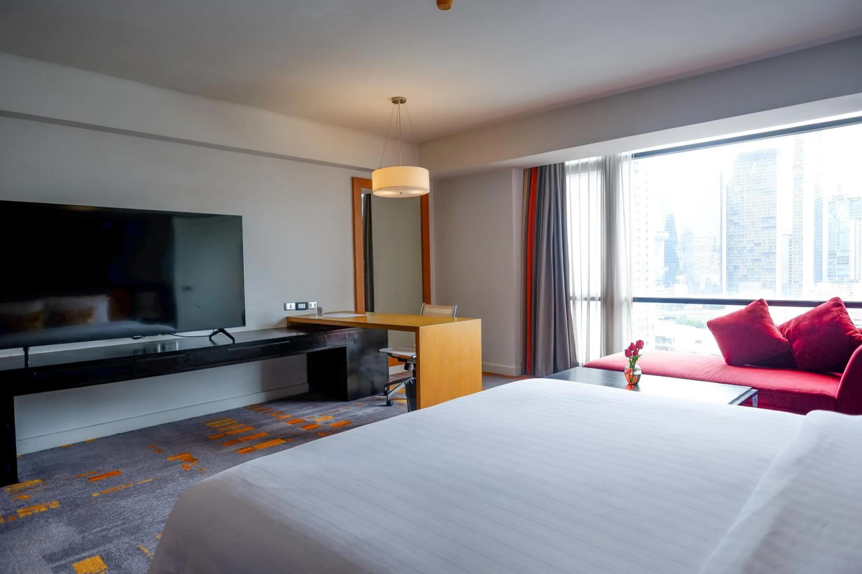 Bed in BelAire Bangkok Sukhumvit