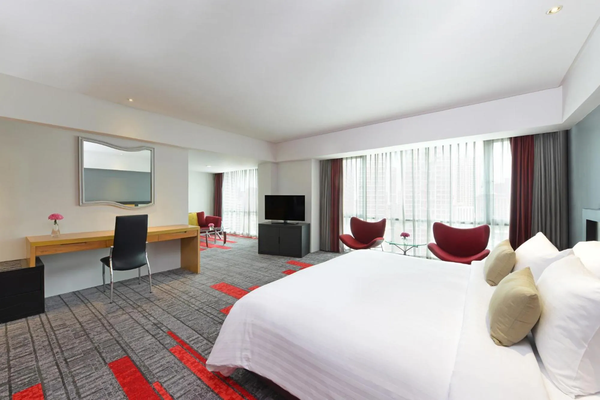 Guests, Bed in BelAire Bangkok Sukhumvit