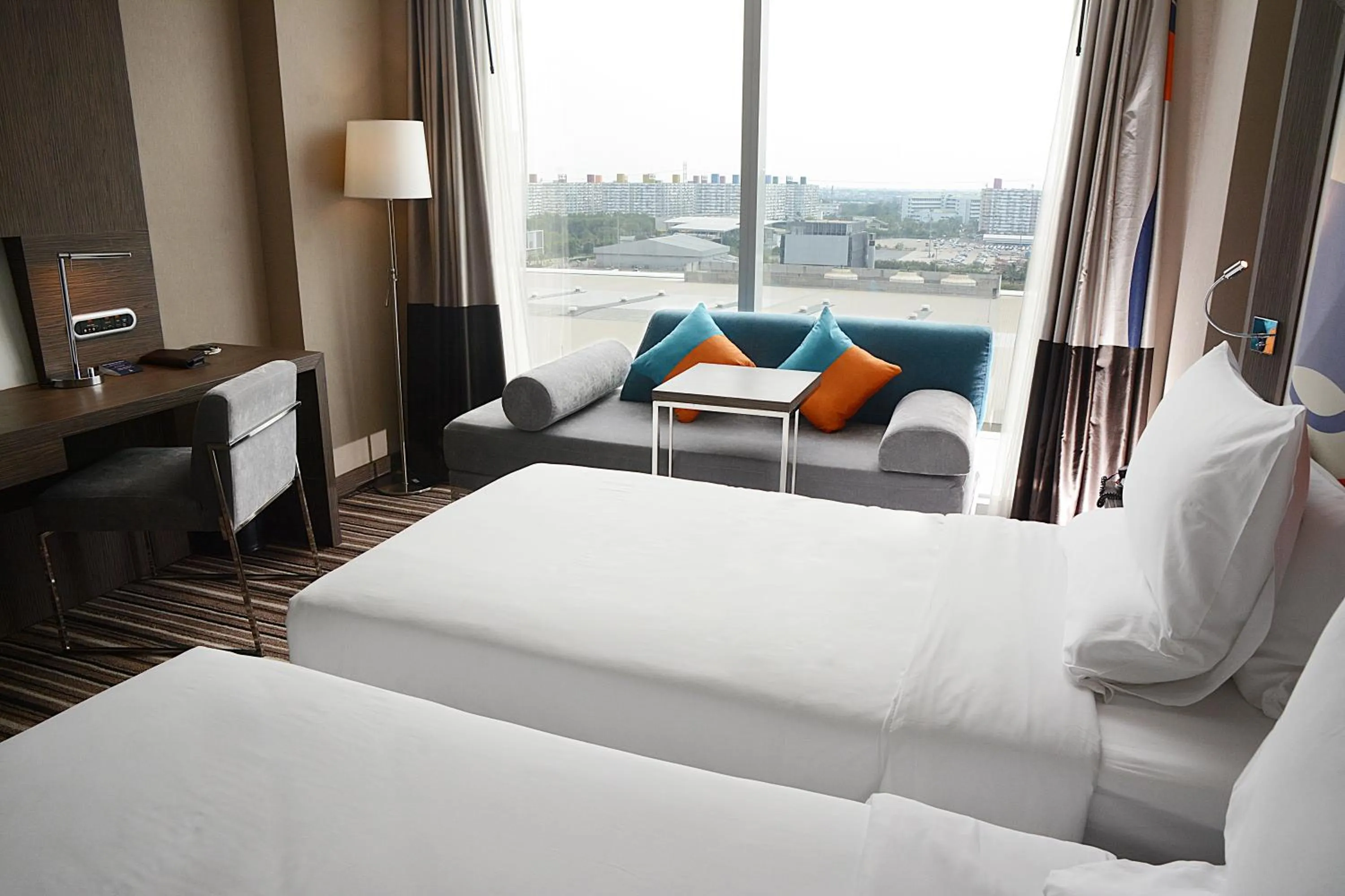 Photo of the whole room, Bed in Novotel Bangkok IMPACT