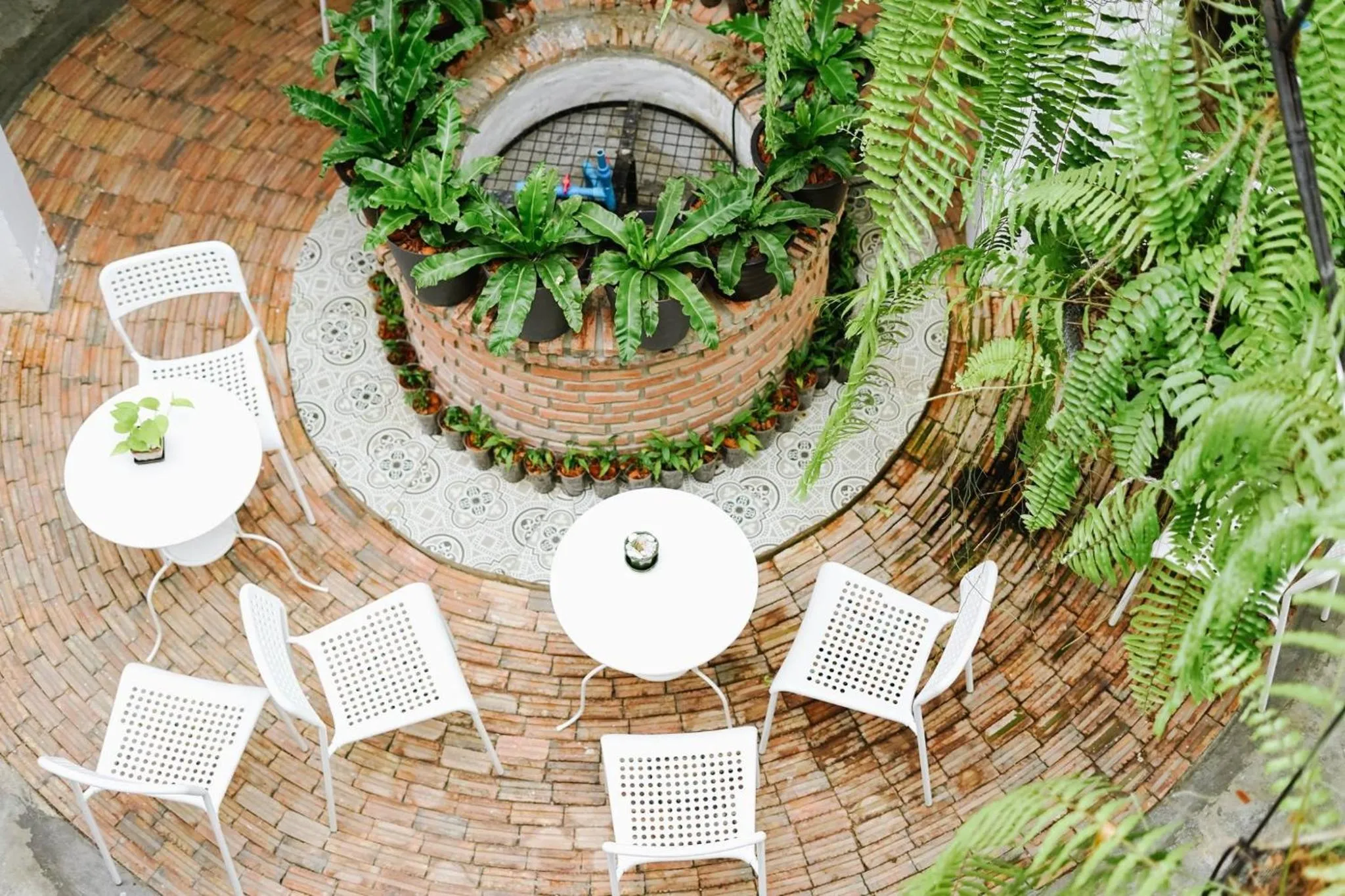 Decorative detail in Memmoth Hostel In Lampang