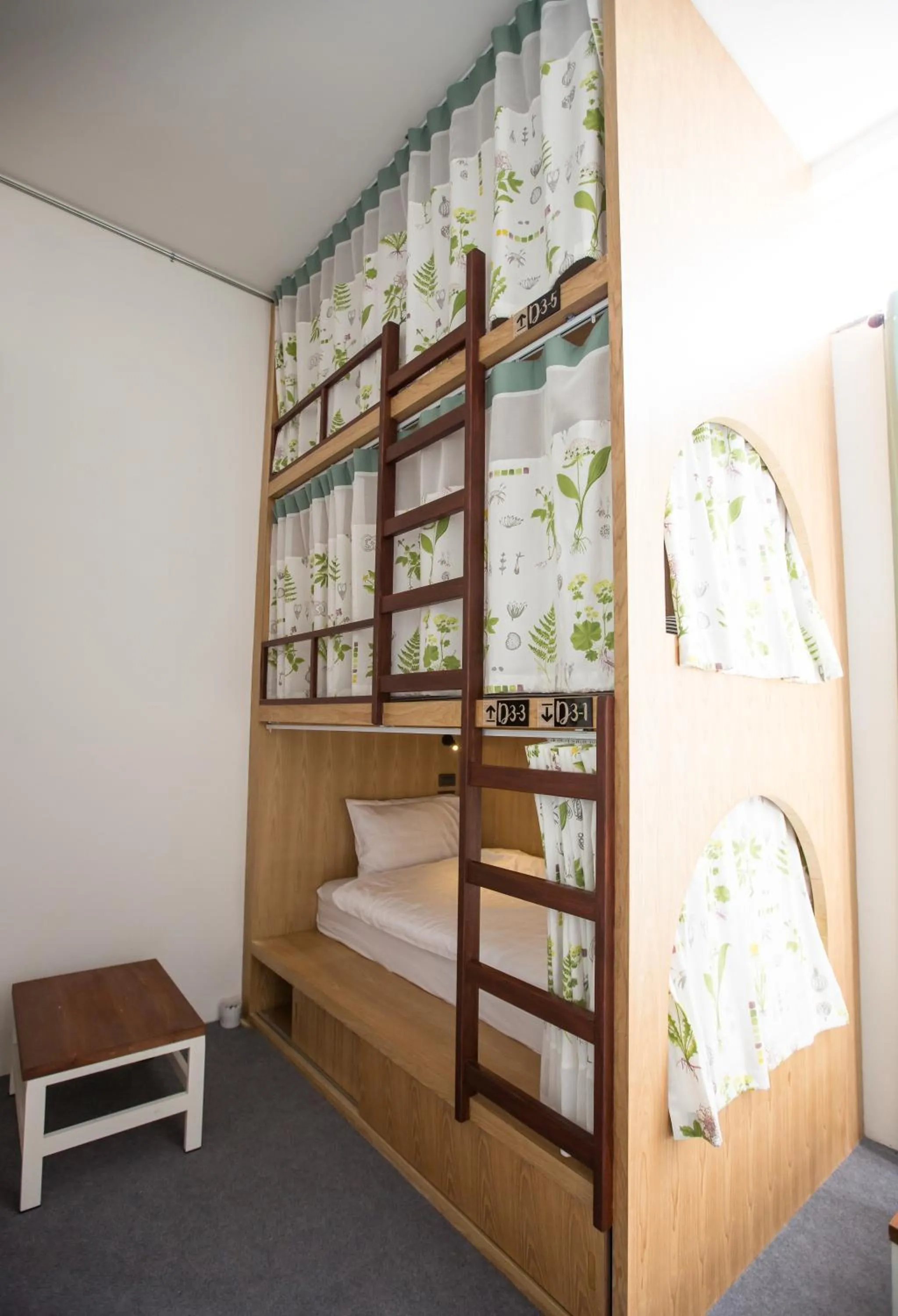bunk bed, Bed in Memmoth Hostel In Lampang
