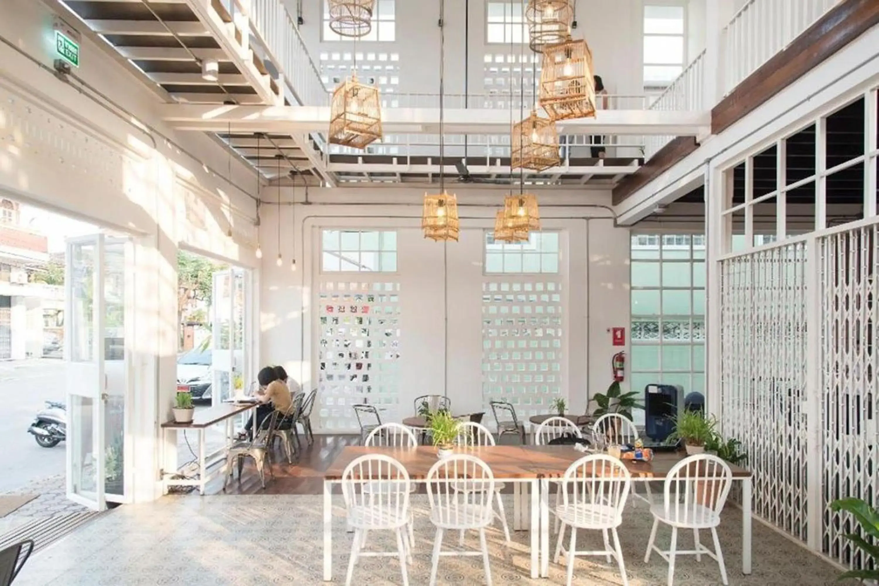 Property building in Memmoth Cafe & Hostel in Lampang Property building in Memmoth Cafe & Hostel in Lampang