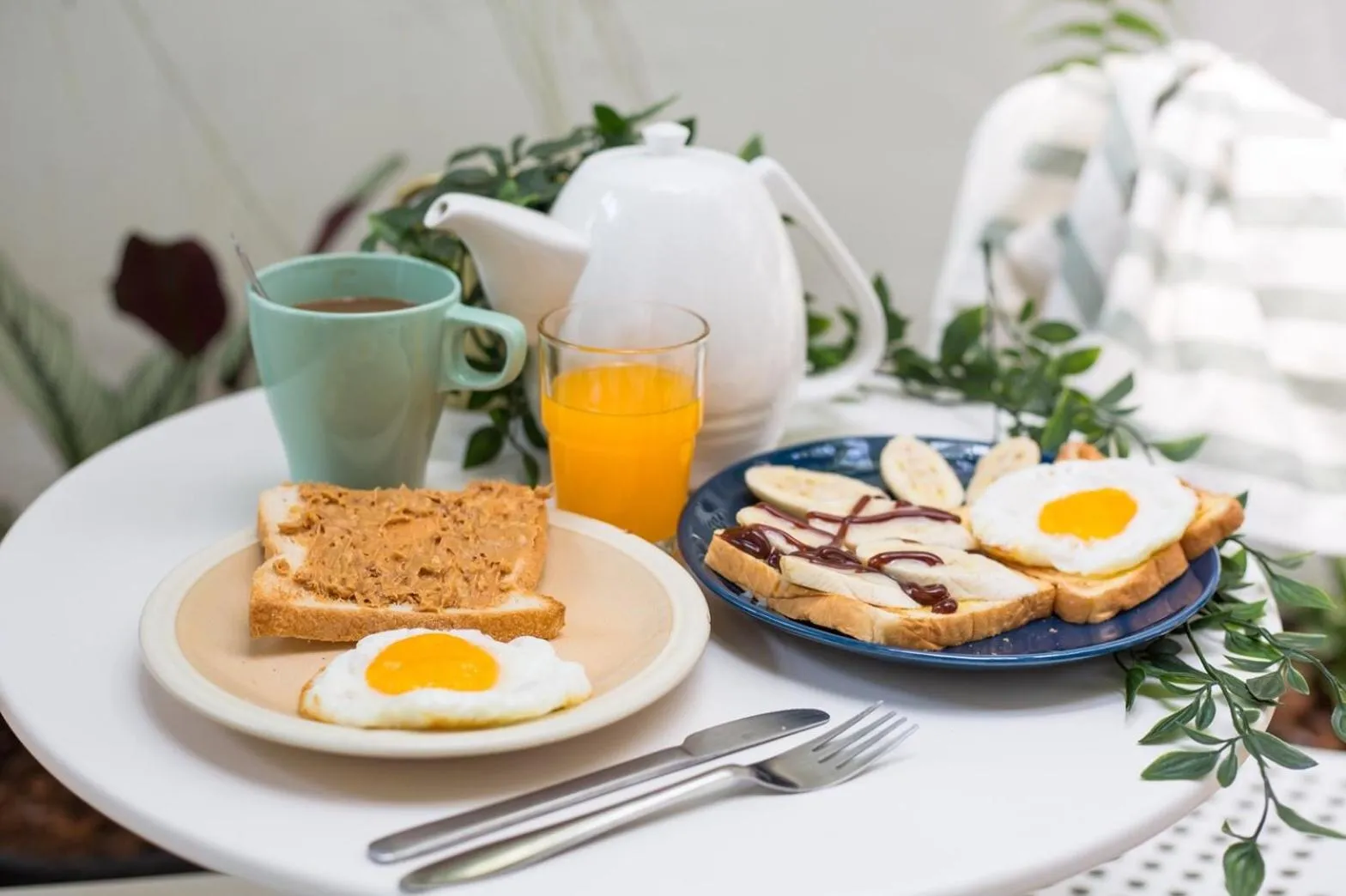 Breakfast in Memmoth Hostel In Lampang