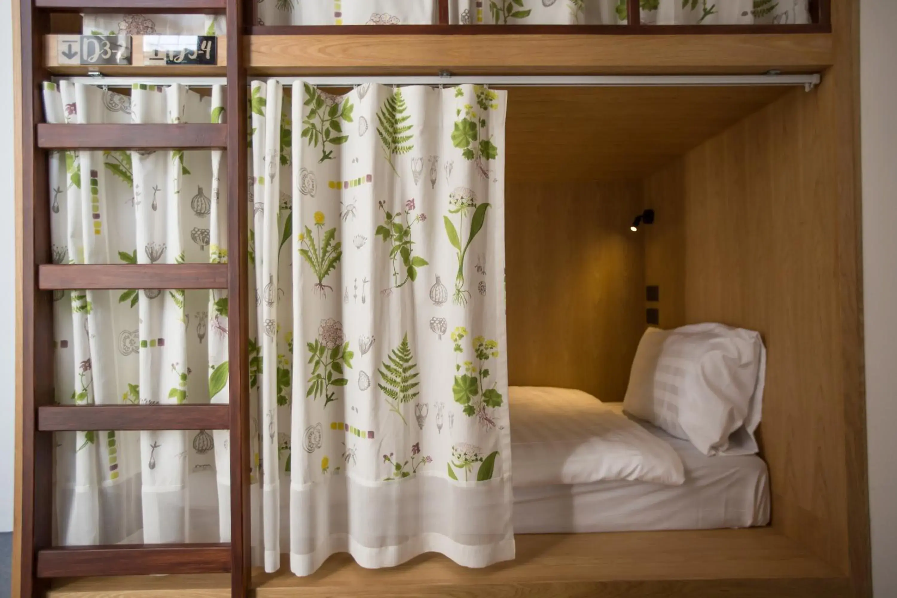 bunk bed, Bed in Memmoth Hostel In Lampang bunk bed, Bed in Memmoth Hostel In Lampang