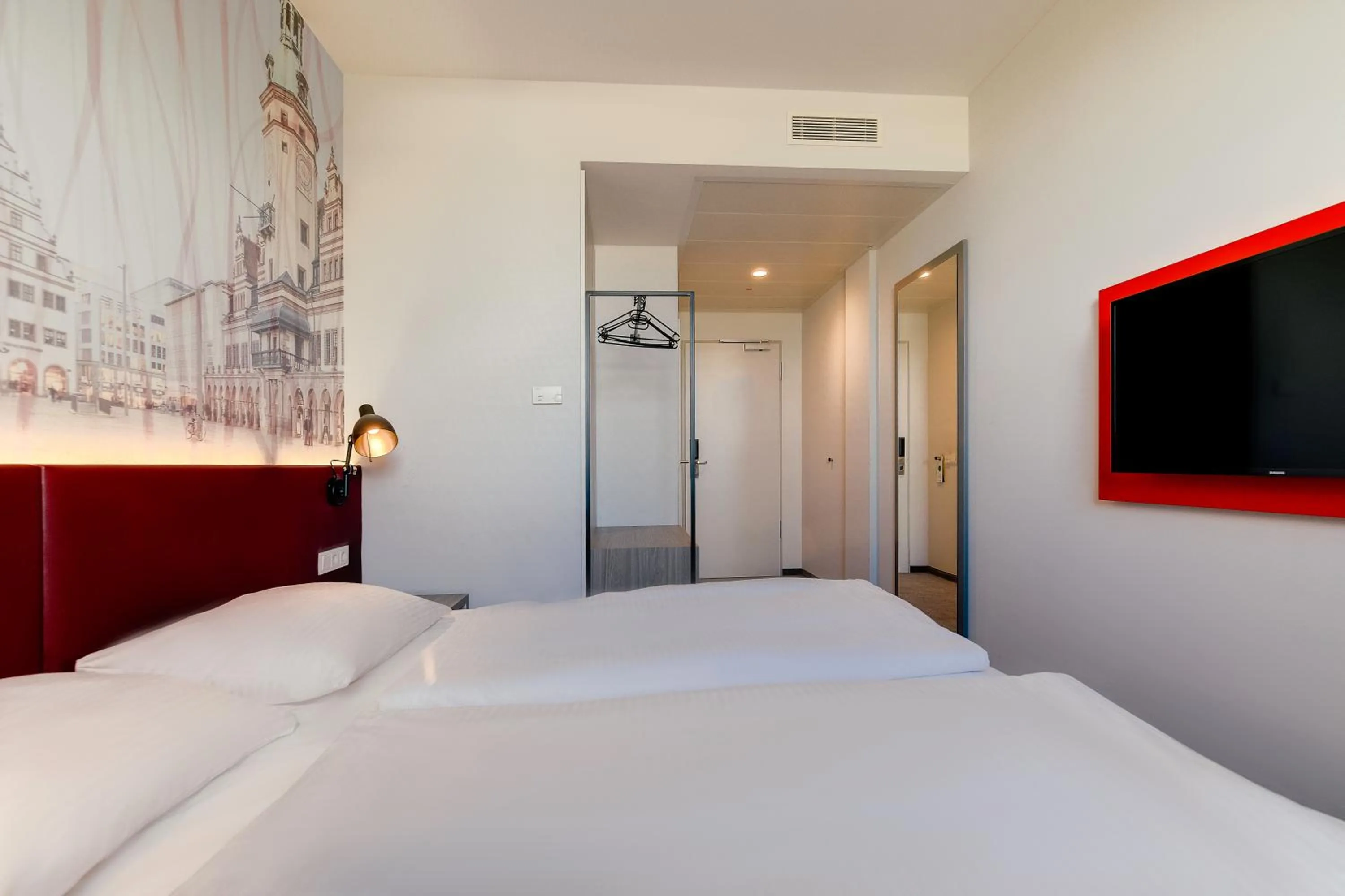 Bed in Campanile Leipzig Halle Airport