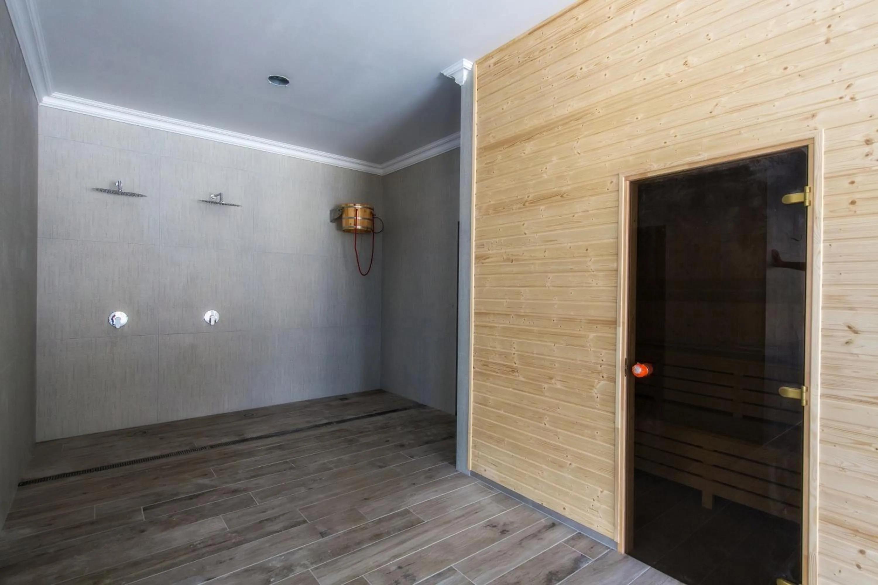 Activities in Hotel Paryski Art & Business Zakopane - Basen Jacuzzi Sauna Małpi Gaj