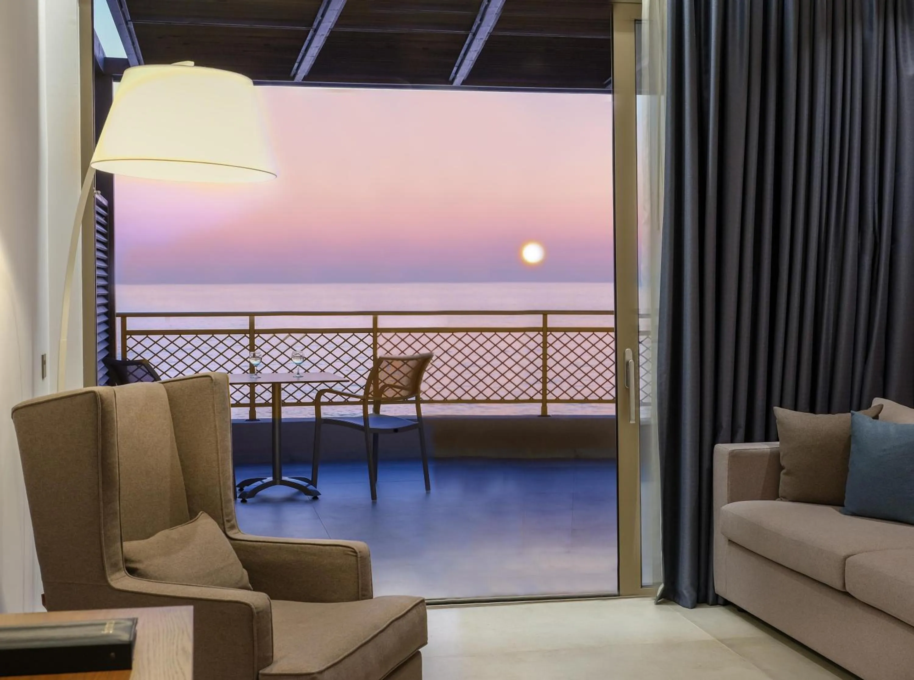 Photo of the whole room in Nana Golden Beach All Inclusive Resort & Spa