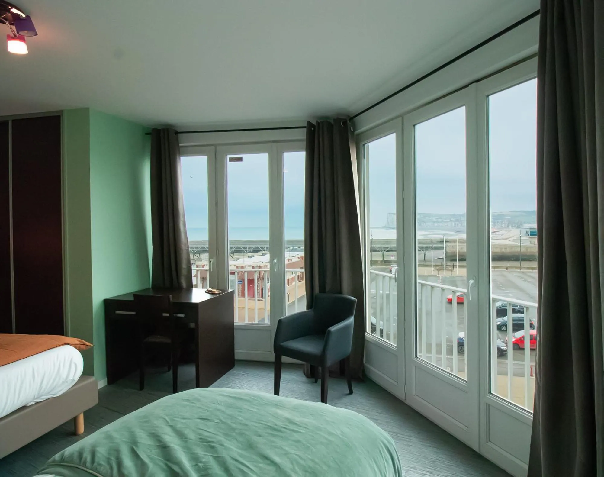 Bed in Hotel Le Richelieu