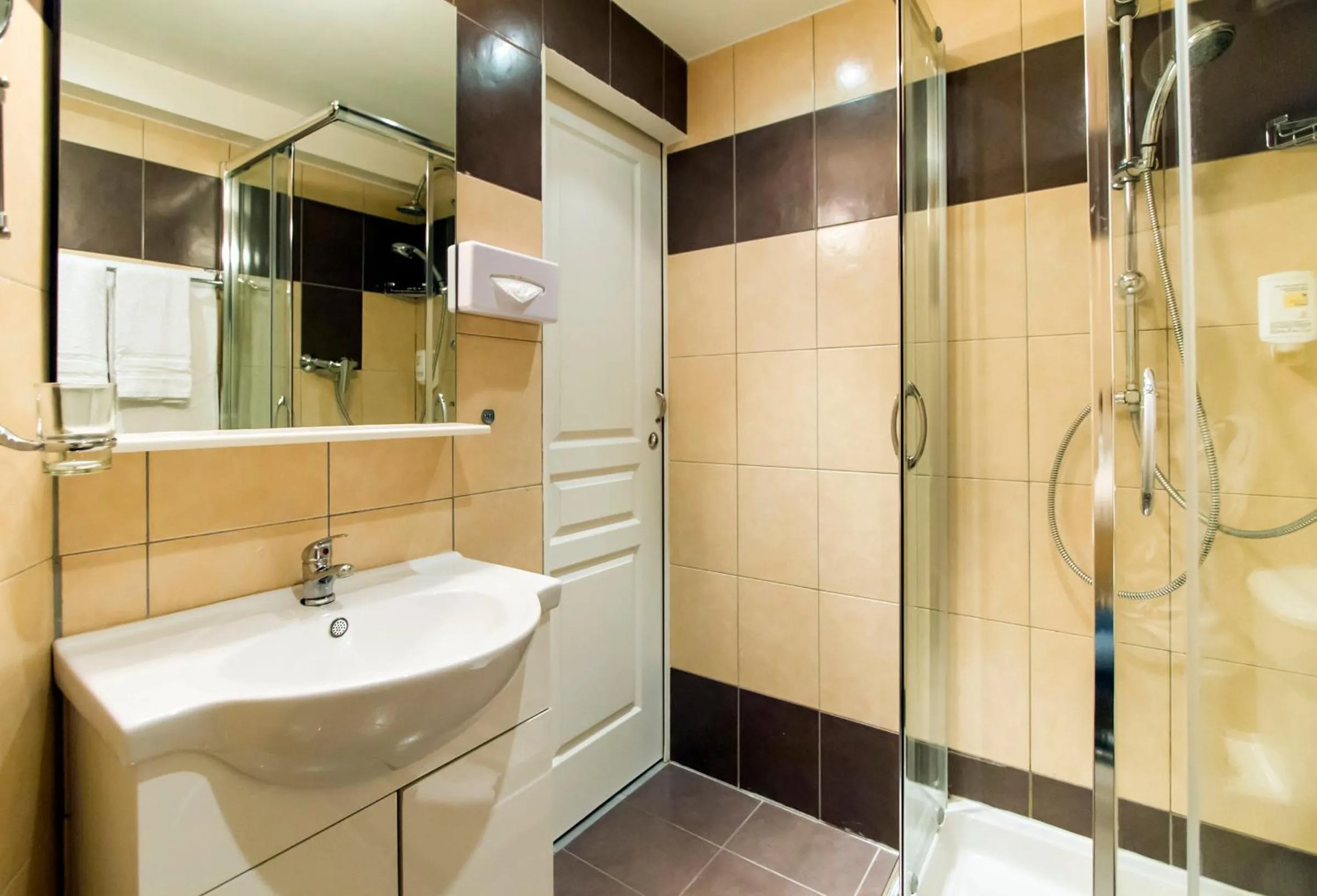 Bathroom in Florella Achard Apartment