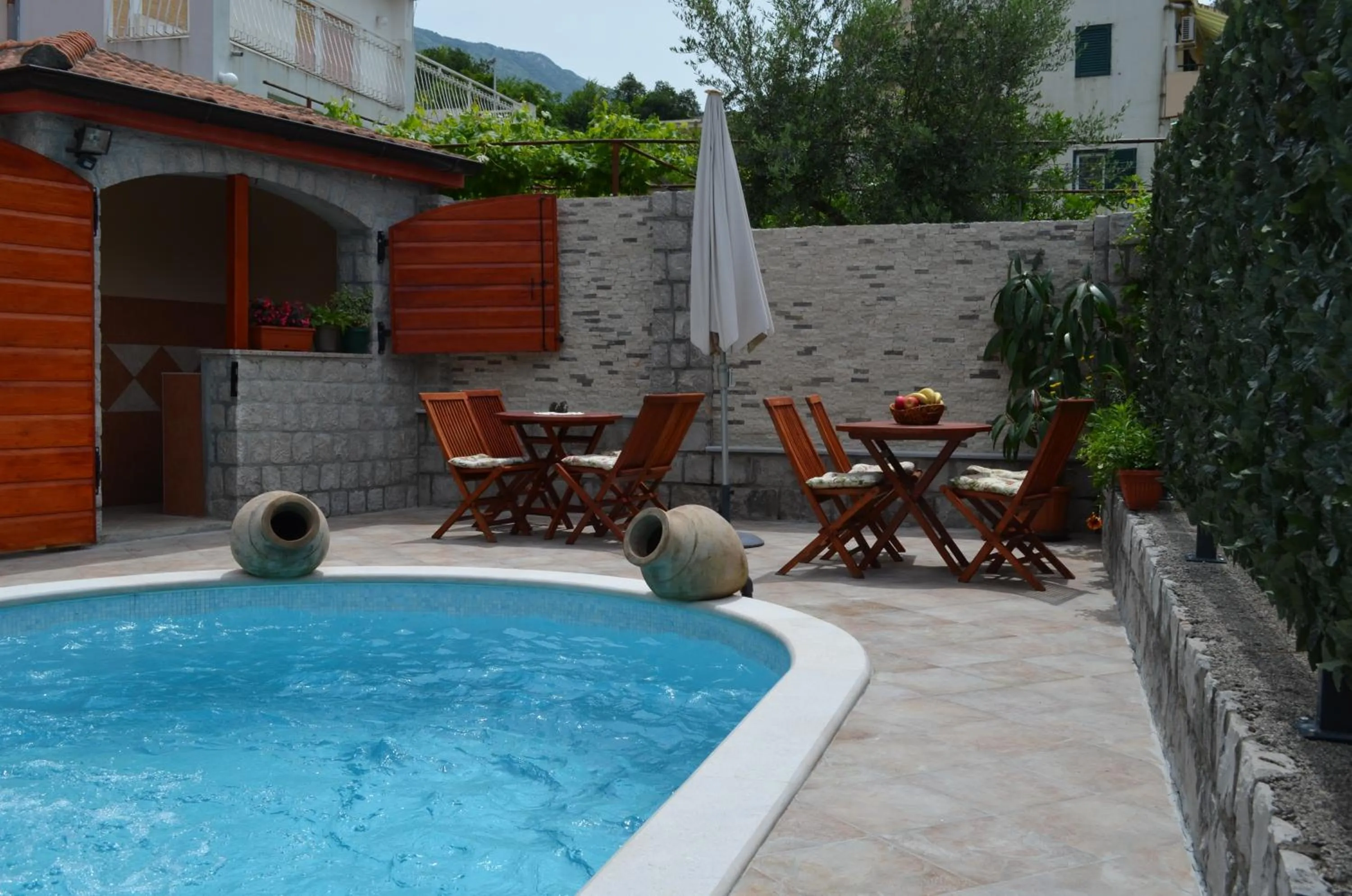 Pool view in Apartments Bogdanovic