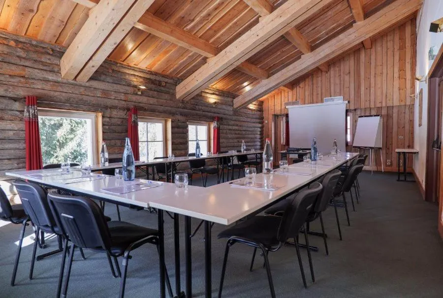 Meeting/conference room in Hôtel Le Labrador
