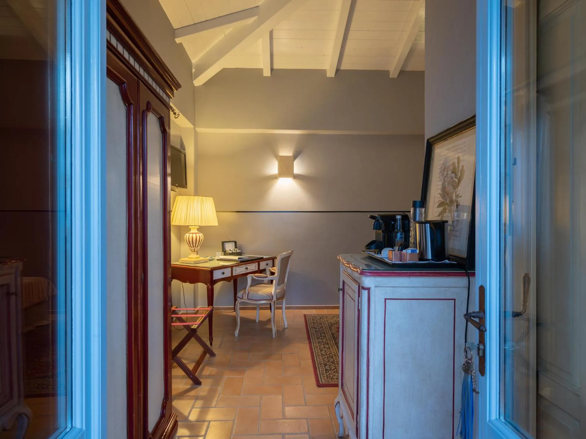 Photo of the whole room in La Locanda Del Carrubo