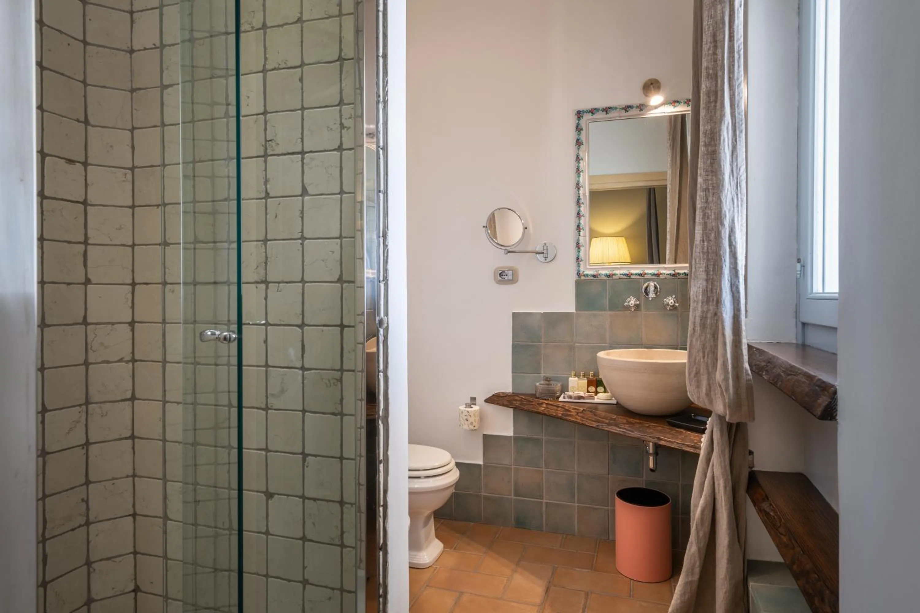 Shower in La Locanda Del Carrubo