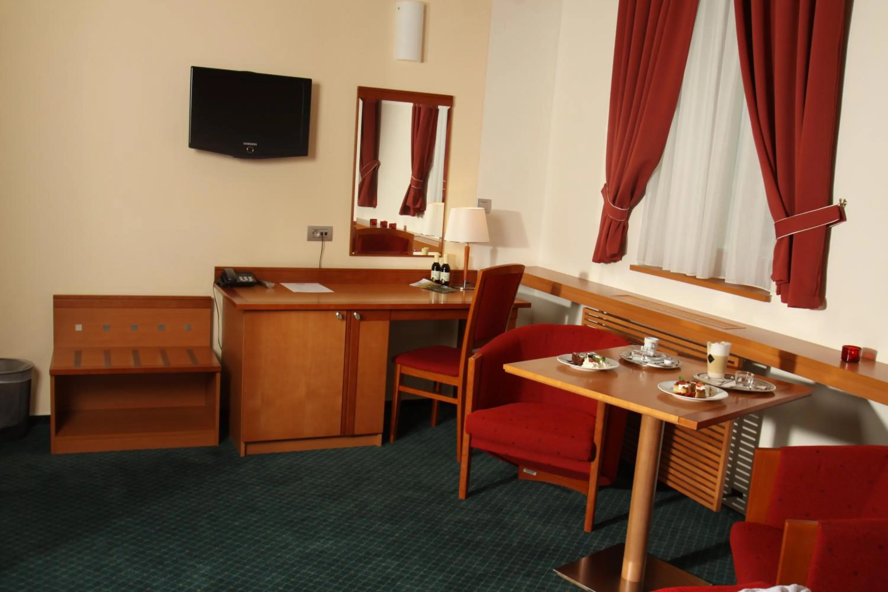 Photo of the whole room in Hotel Slovan