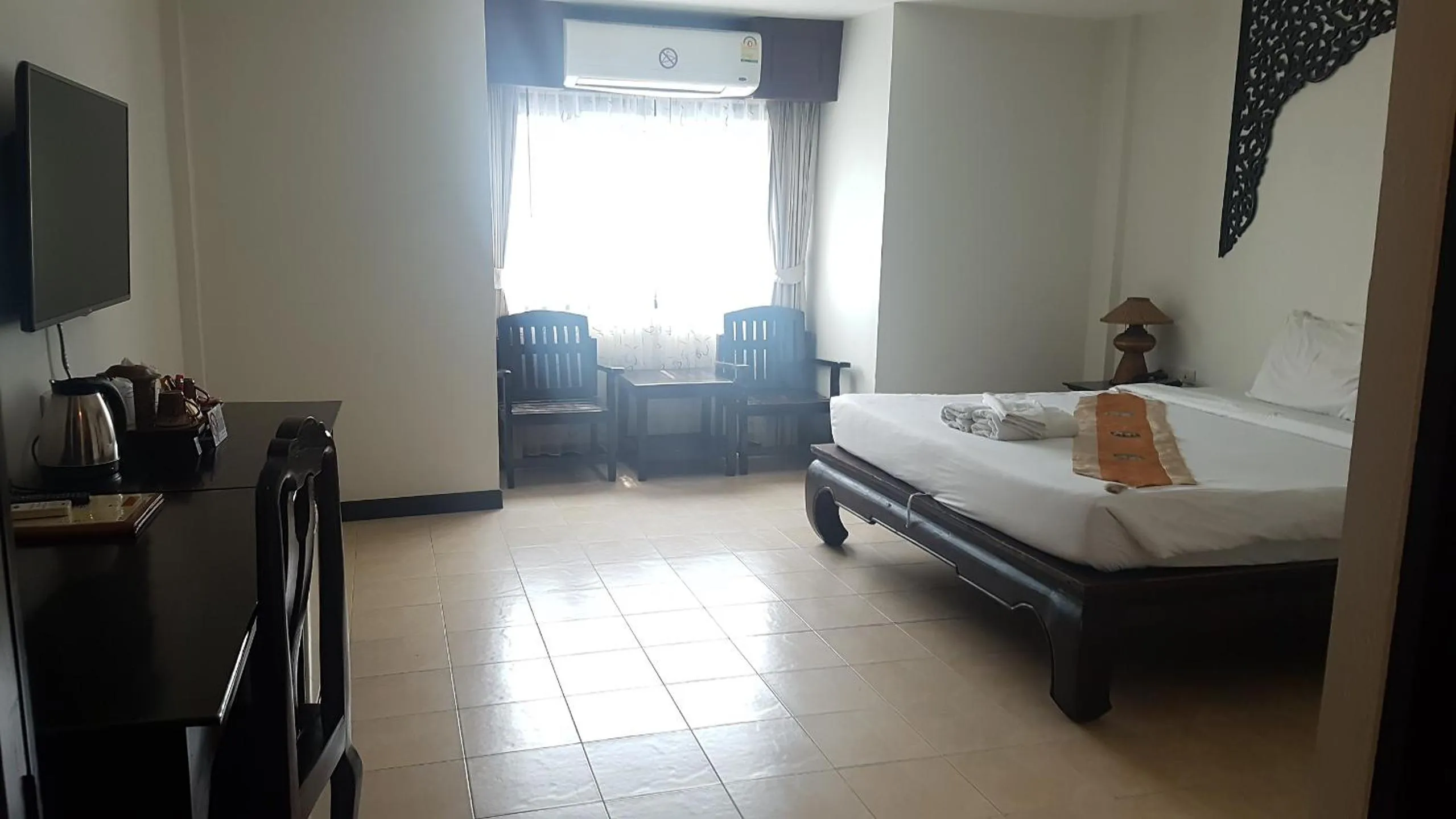 Bedroom, Bed in Wangburapa Grand Hotel