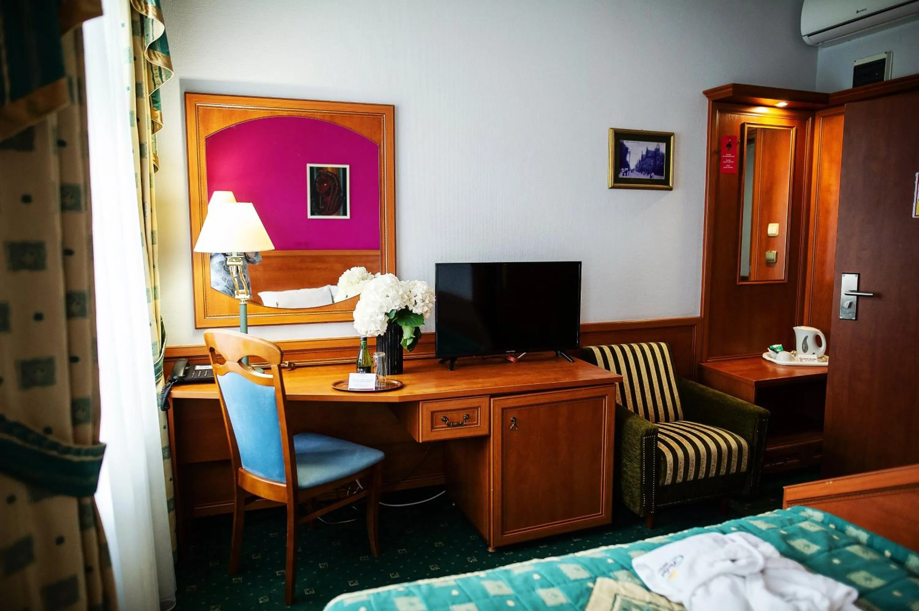 Photo of the whole room, Bed in Pietrak Hotel