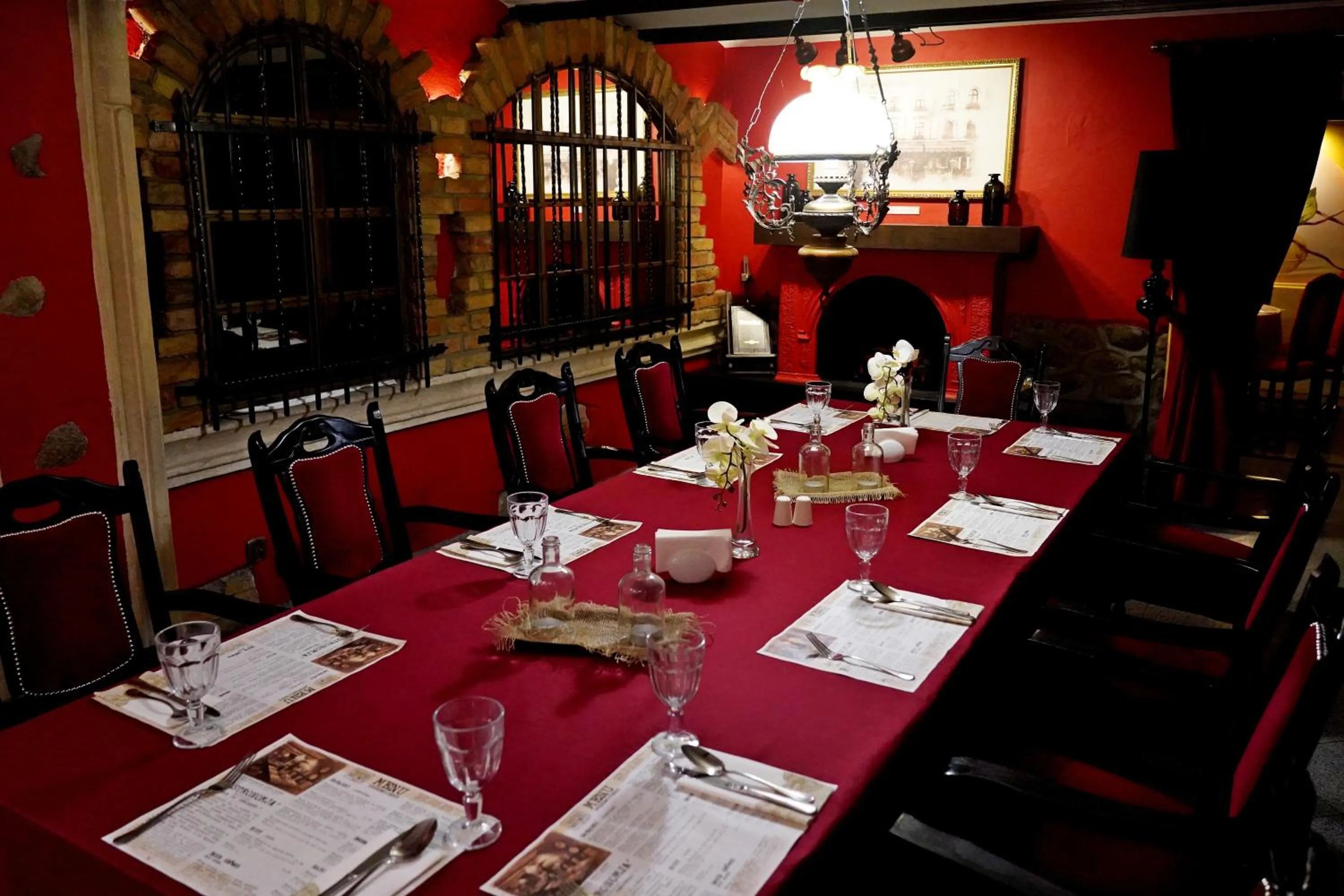 Restaurant/places to eat in Pietrak Hotel