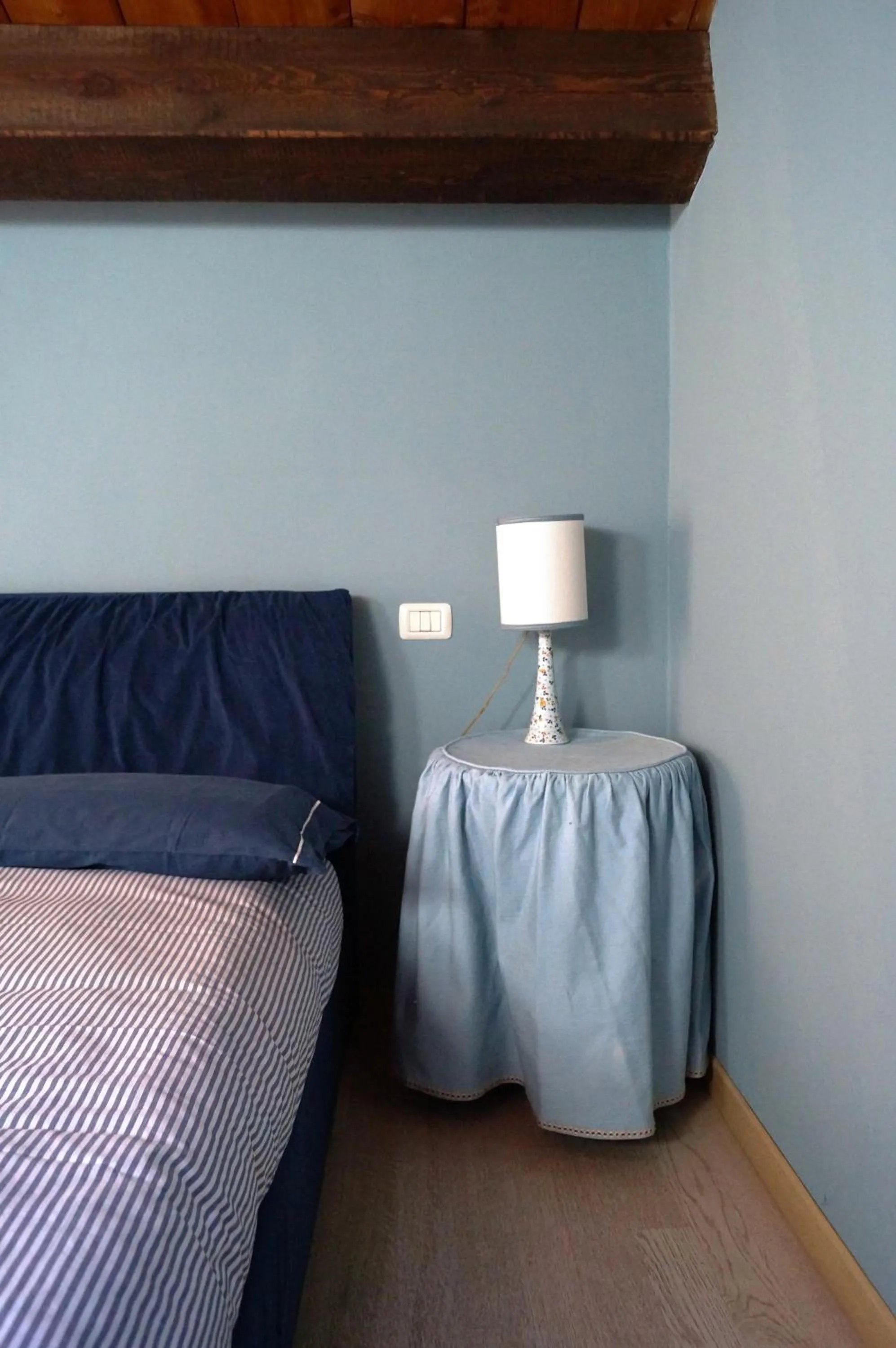 Decorative detail, Bed in In the heart of Verona