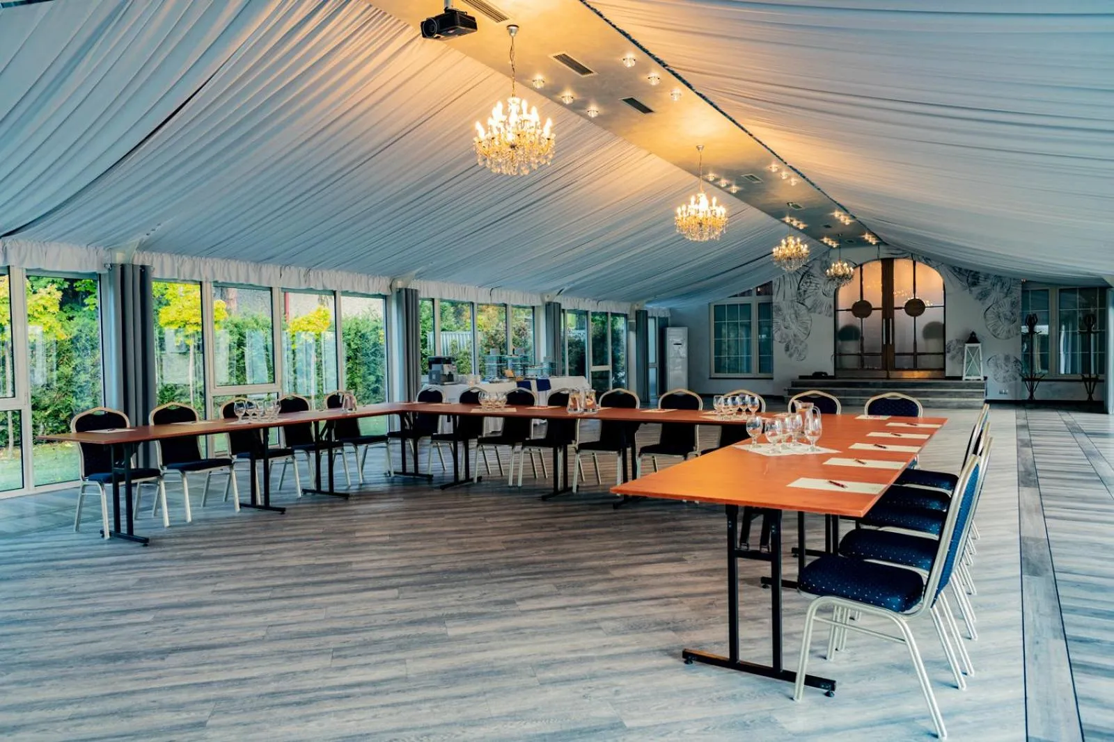 Business facilities in Hotel Alpin