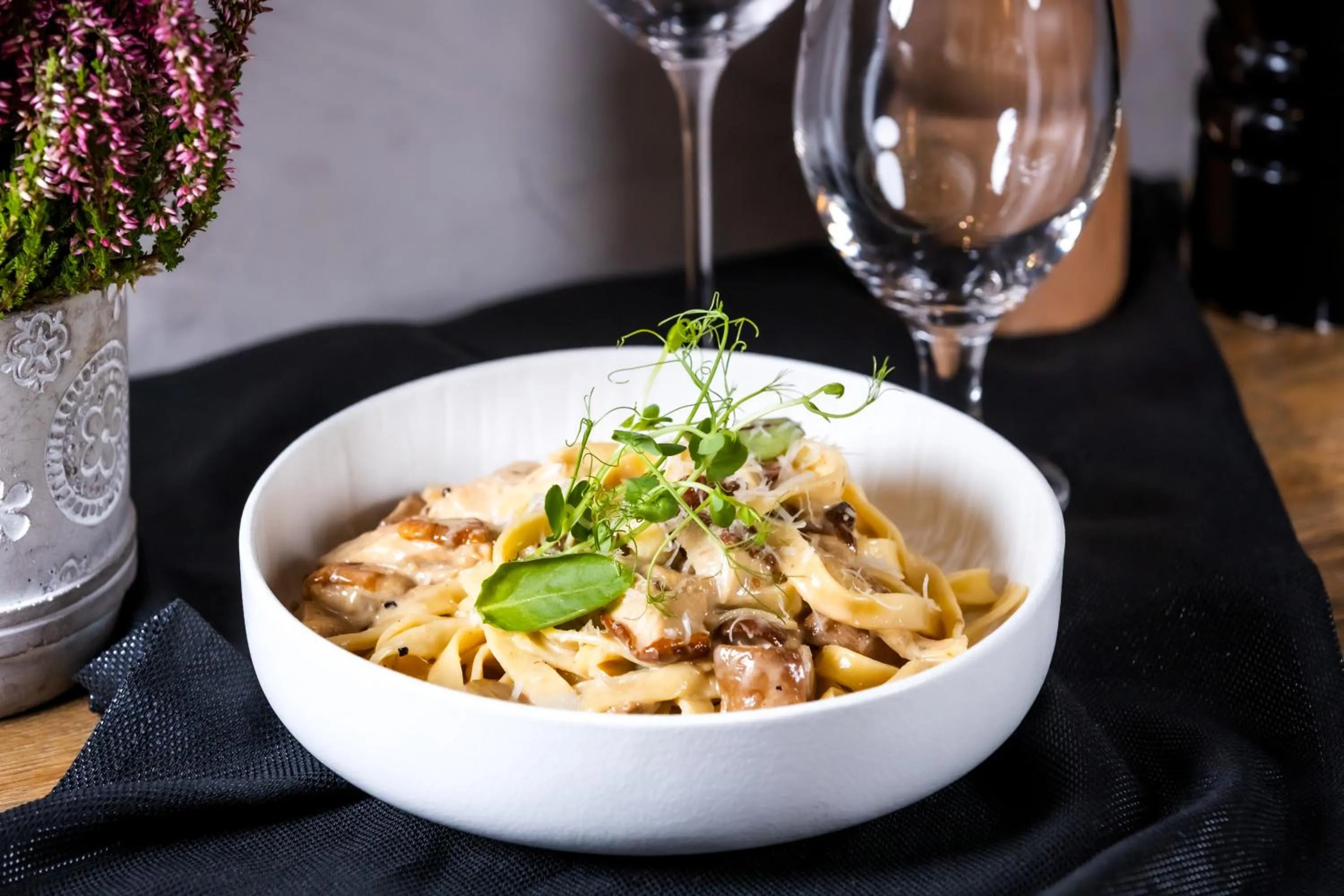 Restaurant/places to eat in Hotel Alpin