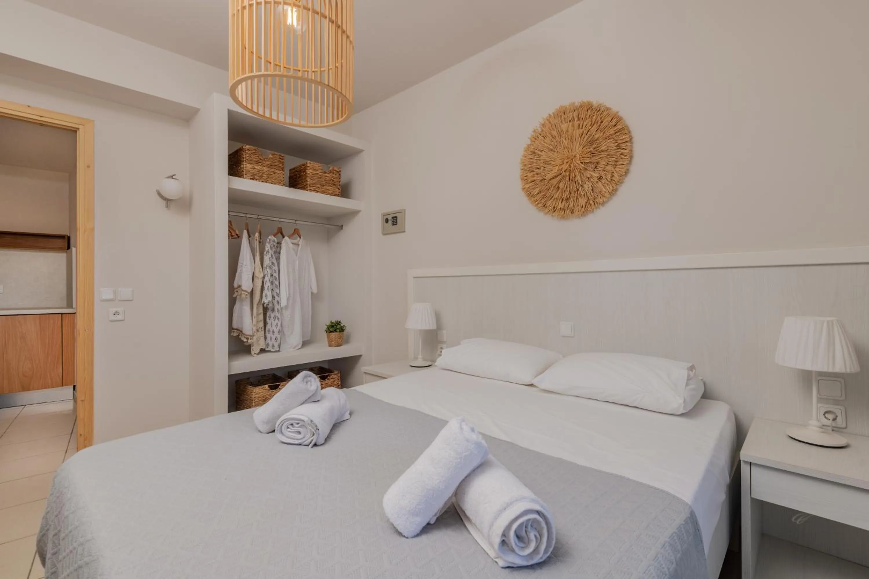 Bed in Alykes View Apartments