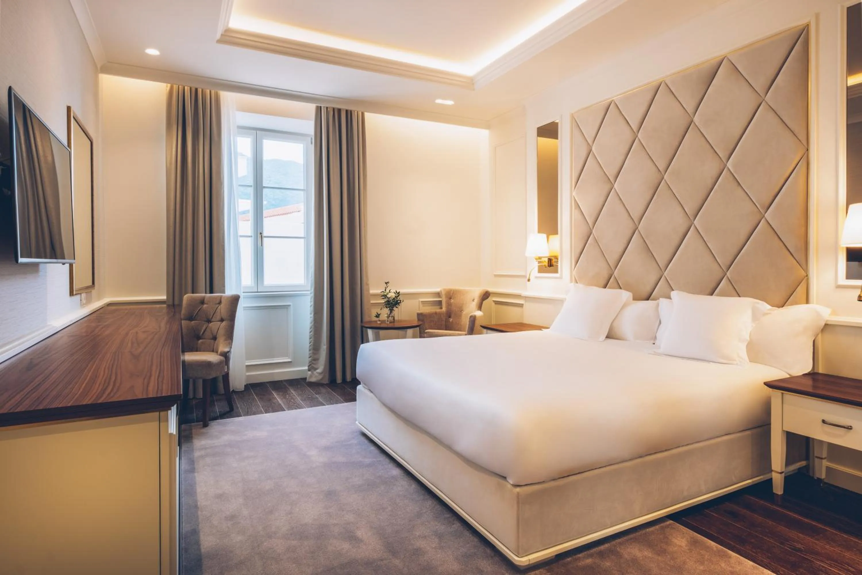 Bedroom, Bed in Heritage Grand Perast By Rixos