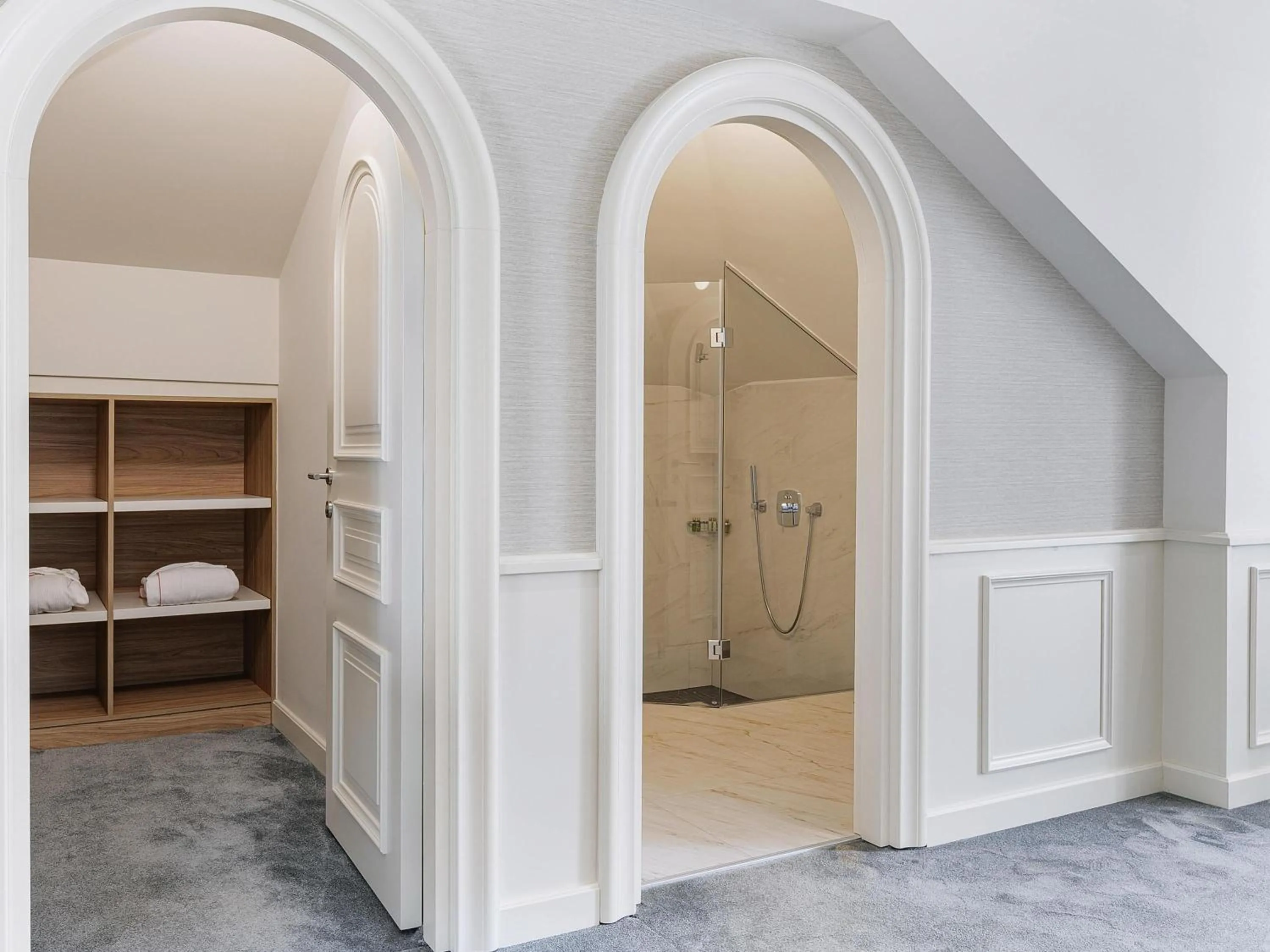 Bedroom in Heritage Grand Perast By Rixos