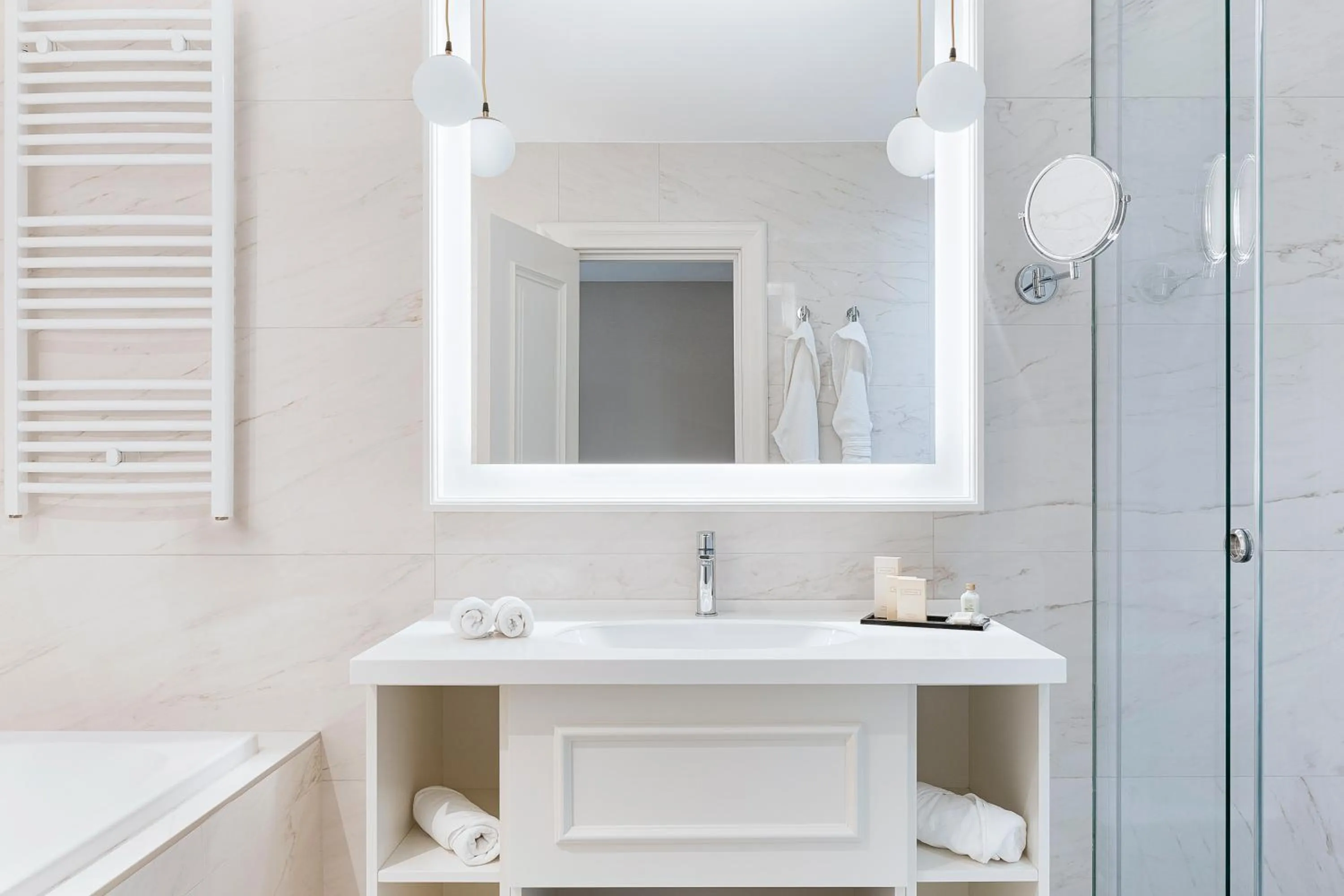 Bathroom in Heritage Grand Perast By Rixos