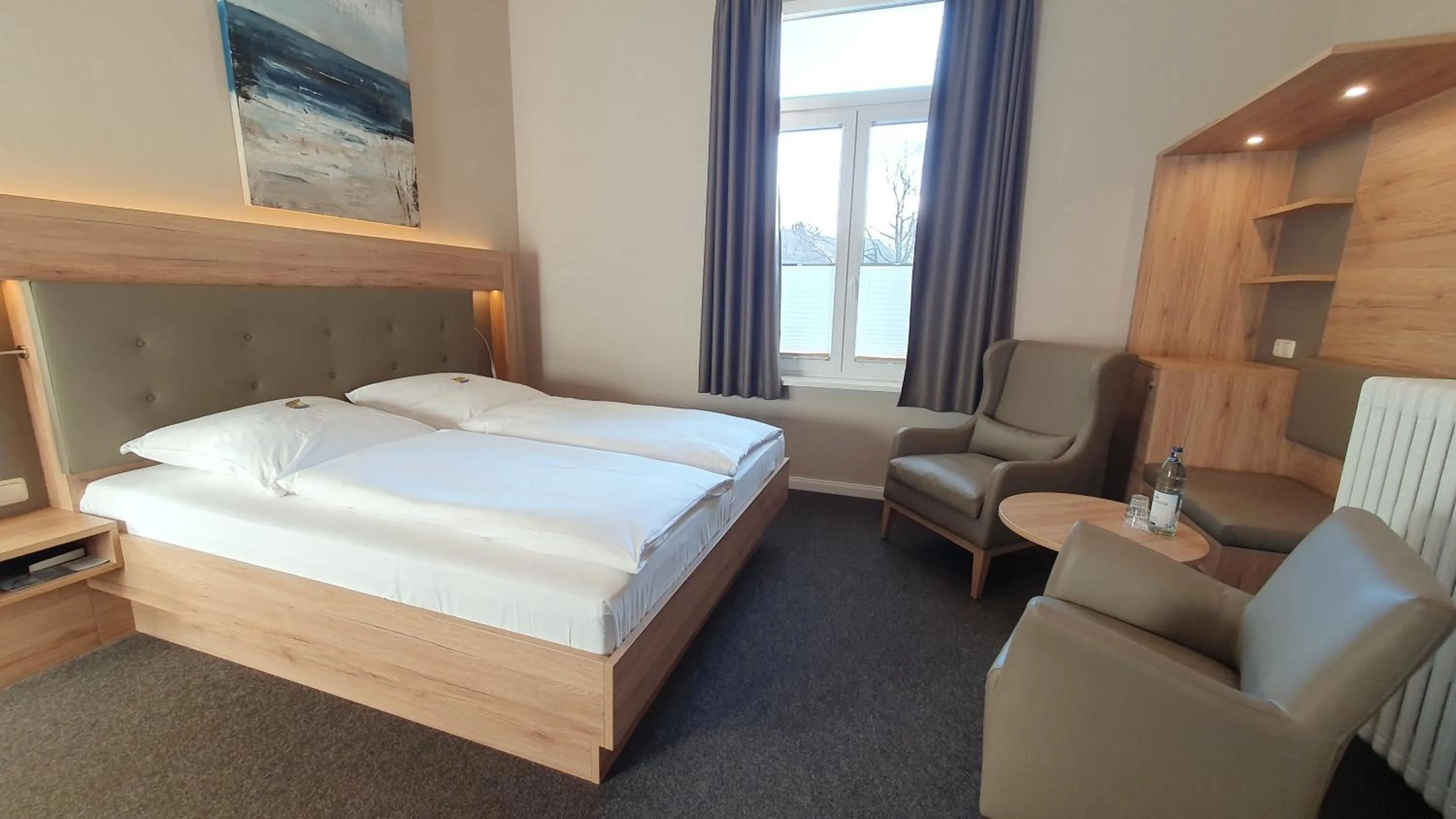 Photo of the whole room, Bed in Hotel An der Altstadt