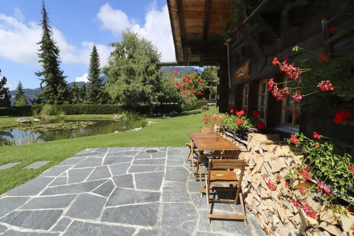Chalet (2 Adults + 2 Children) in Le P'ti Tzi-Mé Chalet (2 Adults + 2 Children) in Le P'ti Tzi-Mé