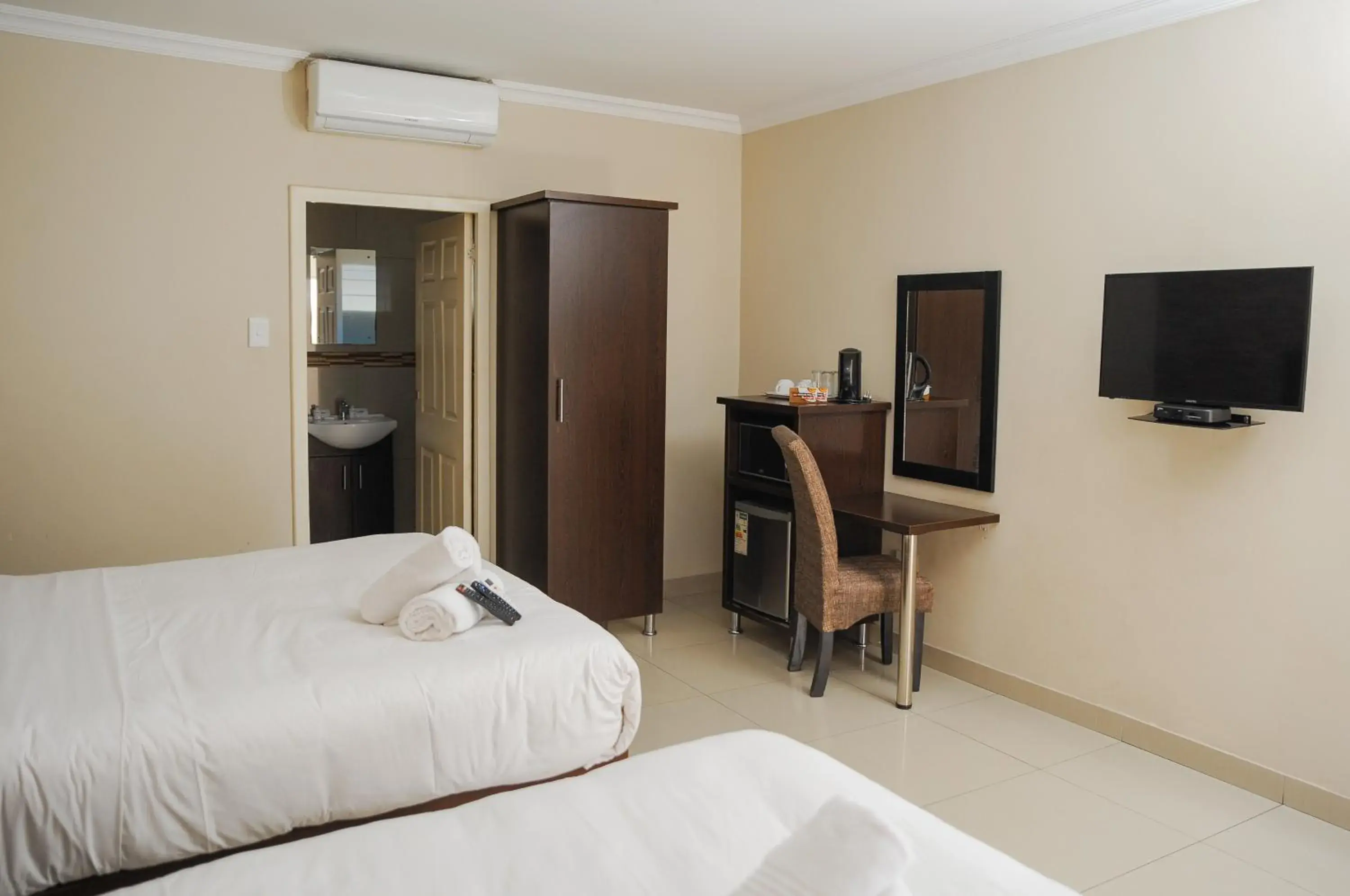 Bed in Bayside Hotel Pietermaritzburg Bed in Bayside Hotel Pietermaritzburg