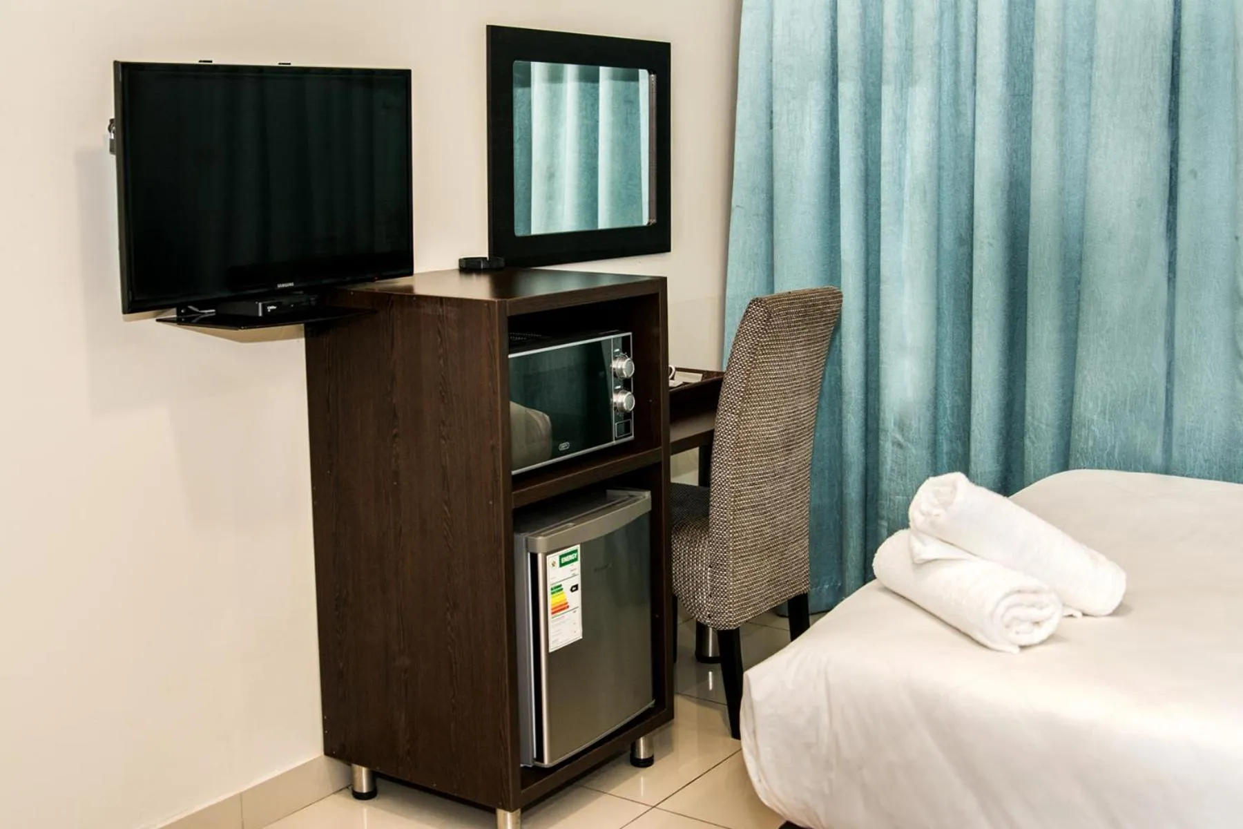 TV and multimedia, Bed in Bayside Hotel Pietermaritzburg