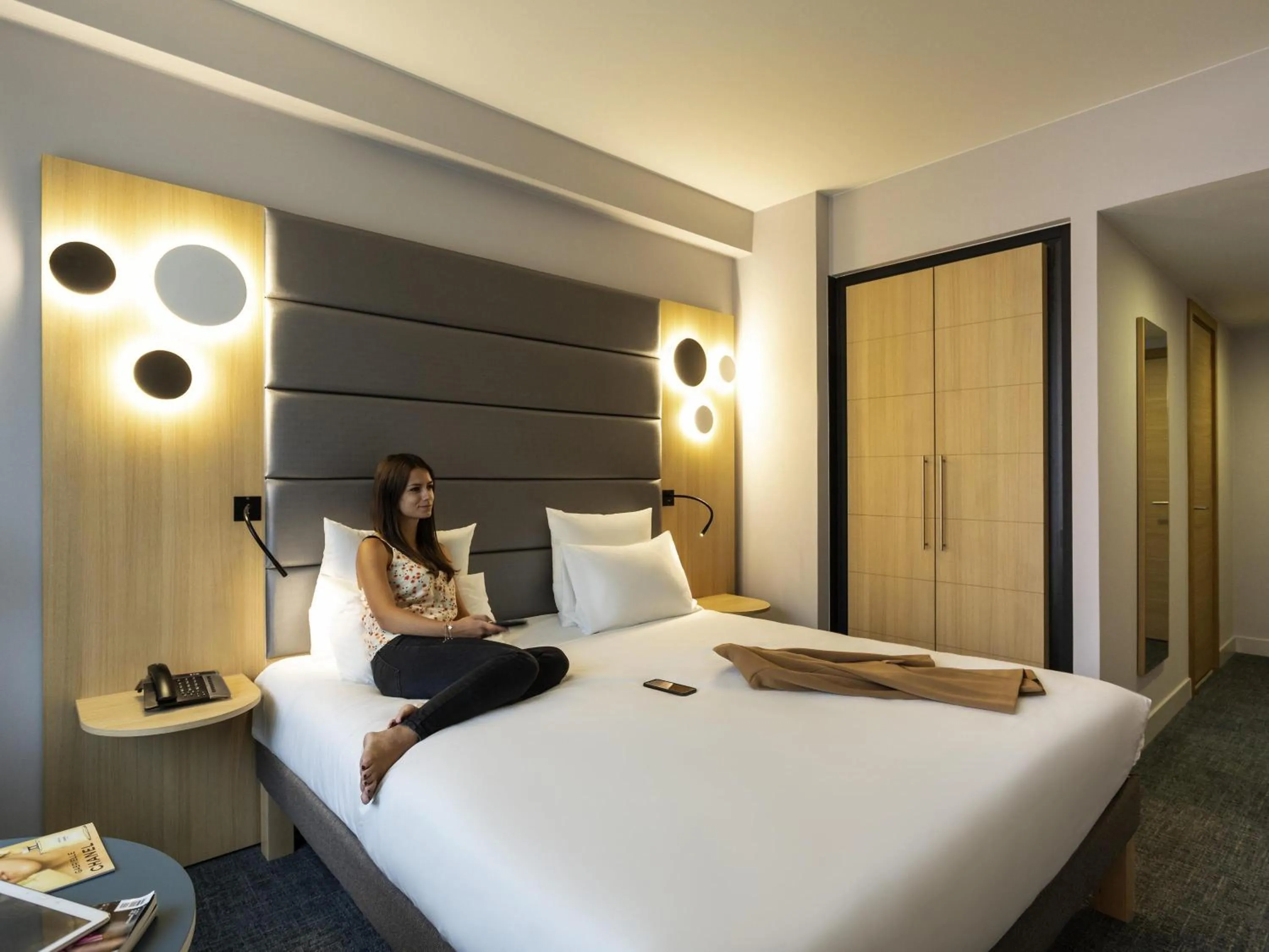 Bedroom, Bed in Novotel Brussels Centre Midi