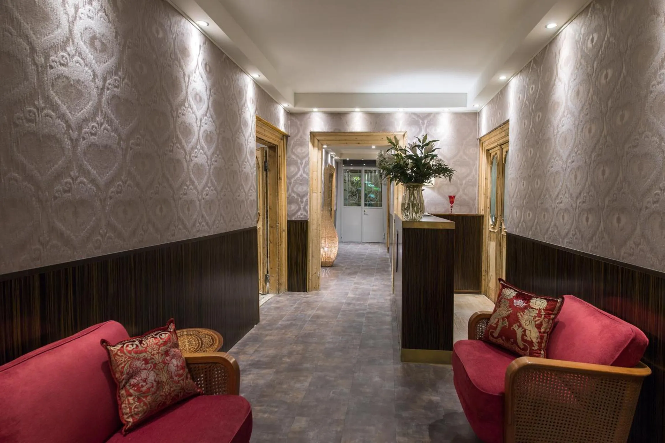 Lobby or reception in Locanda Leon Bianco on the Grand Canal