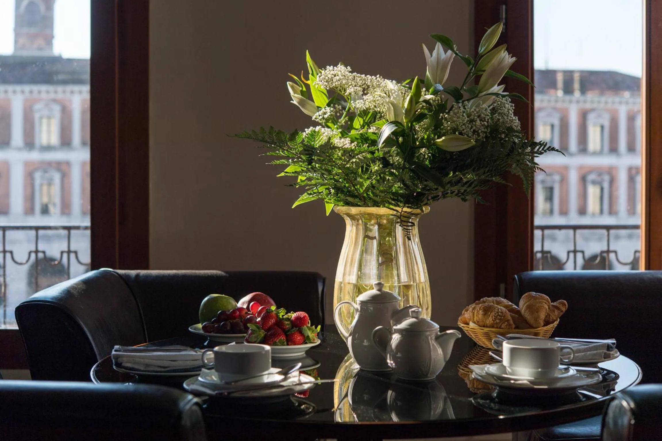 Decorative detail in Locanda Leon Bianco on the Grand Canal