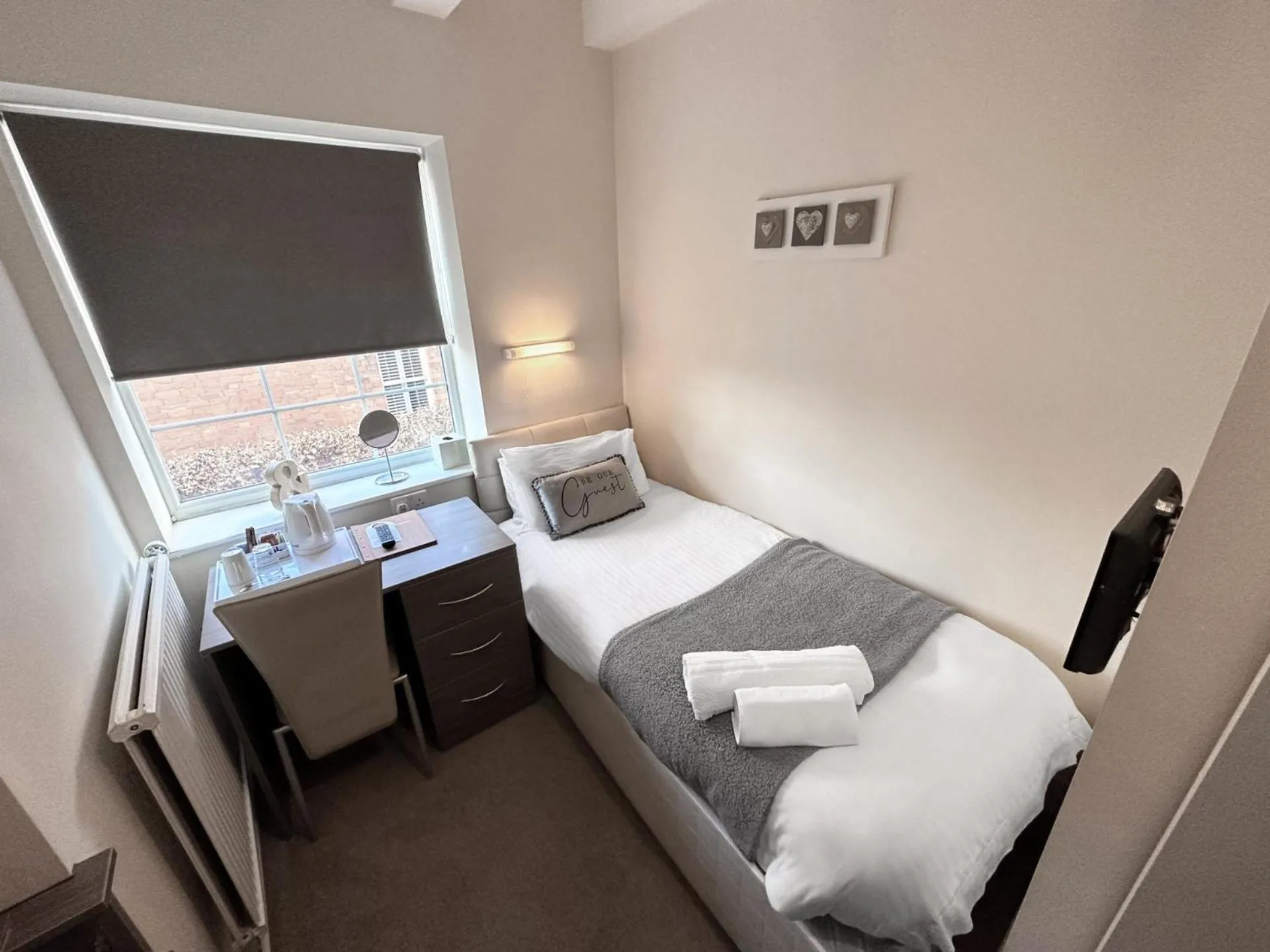 Bedroom, Bed in 281 Hotel & Restaurant