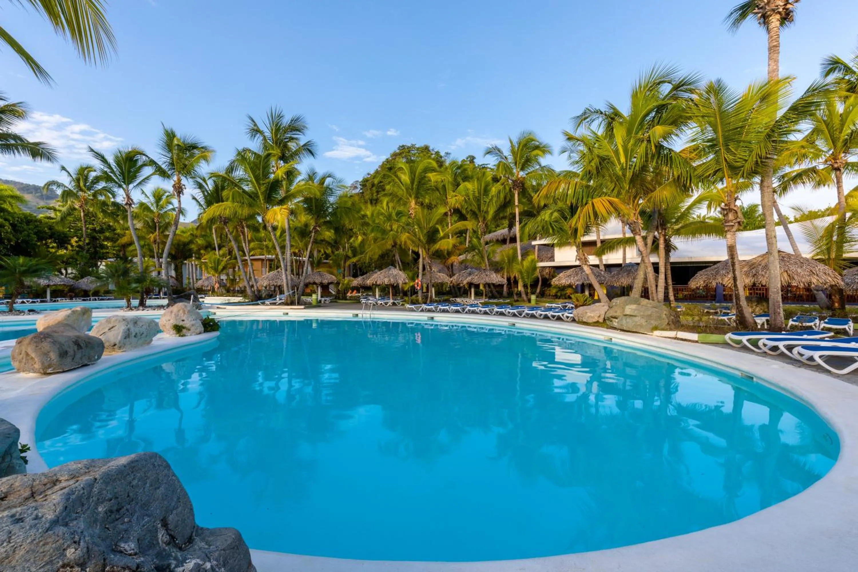 Swimming pool in Playabachata