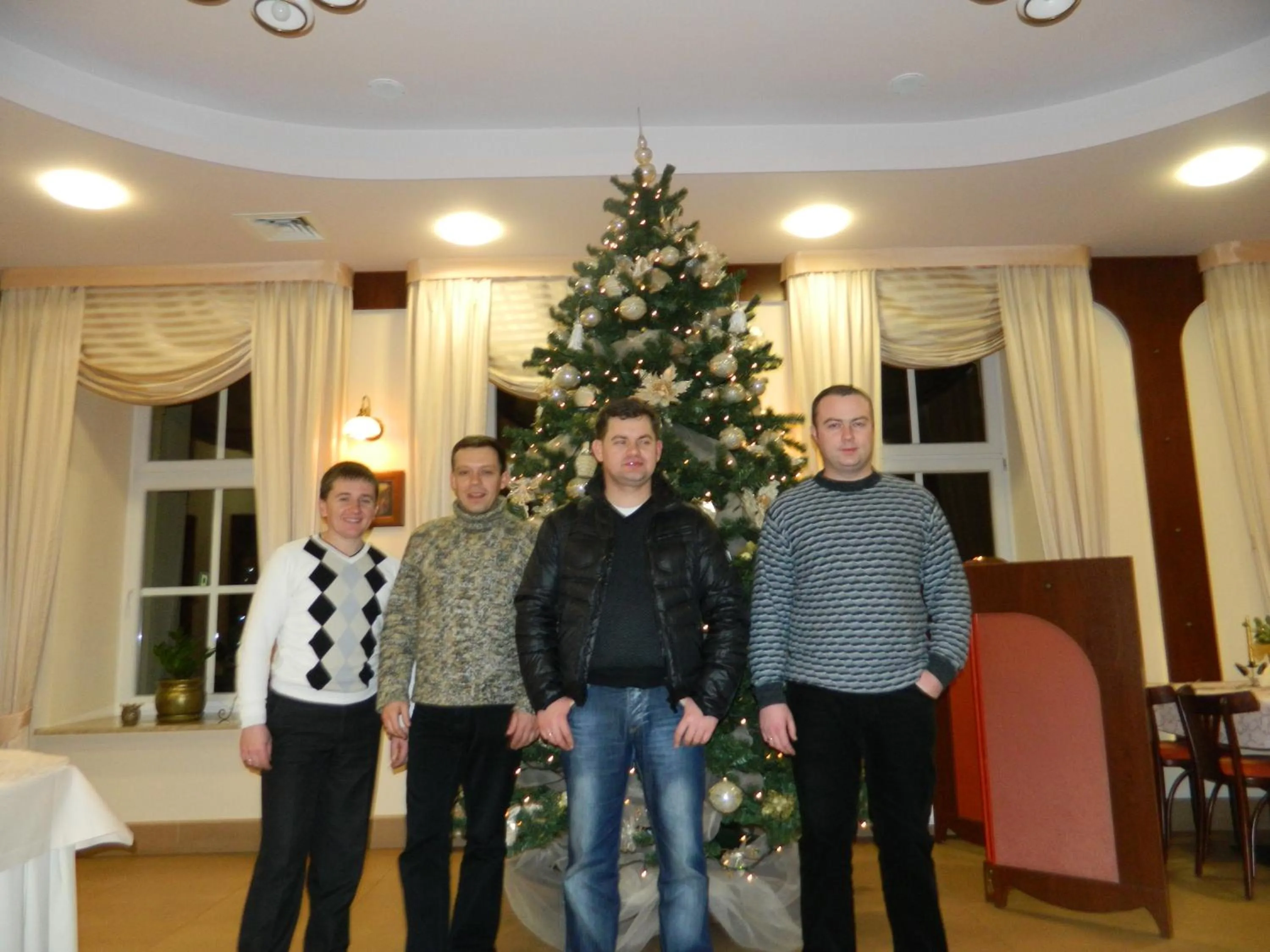 group of guests in Hotel Carskie Koszary